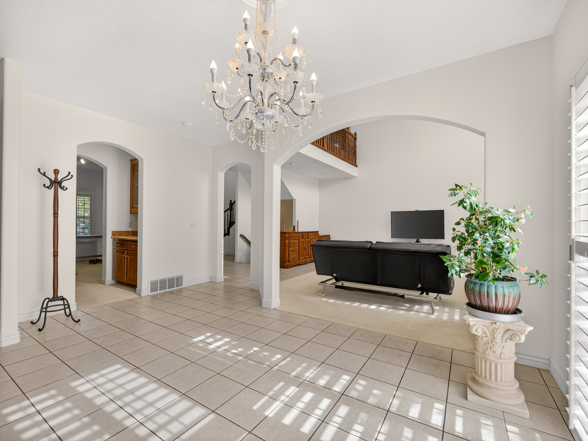 THE ESTATES AT BURR ORCHARDS - Residential