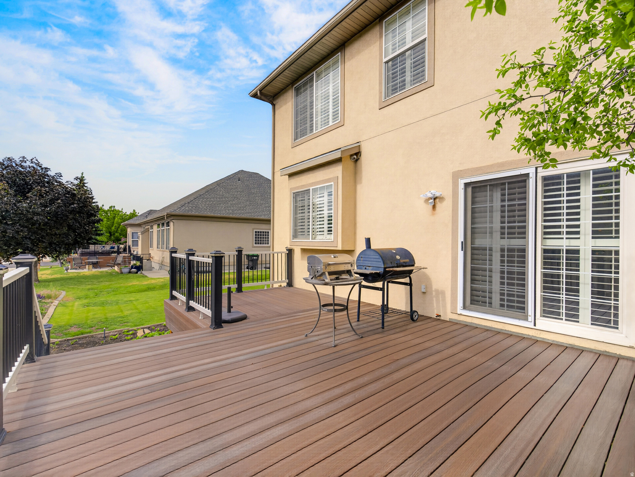 THE ESTATES AT BURR ORCHARDS - Residential