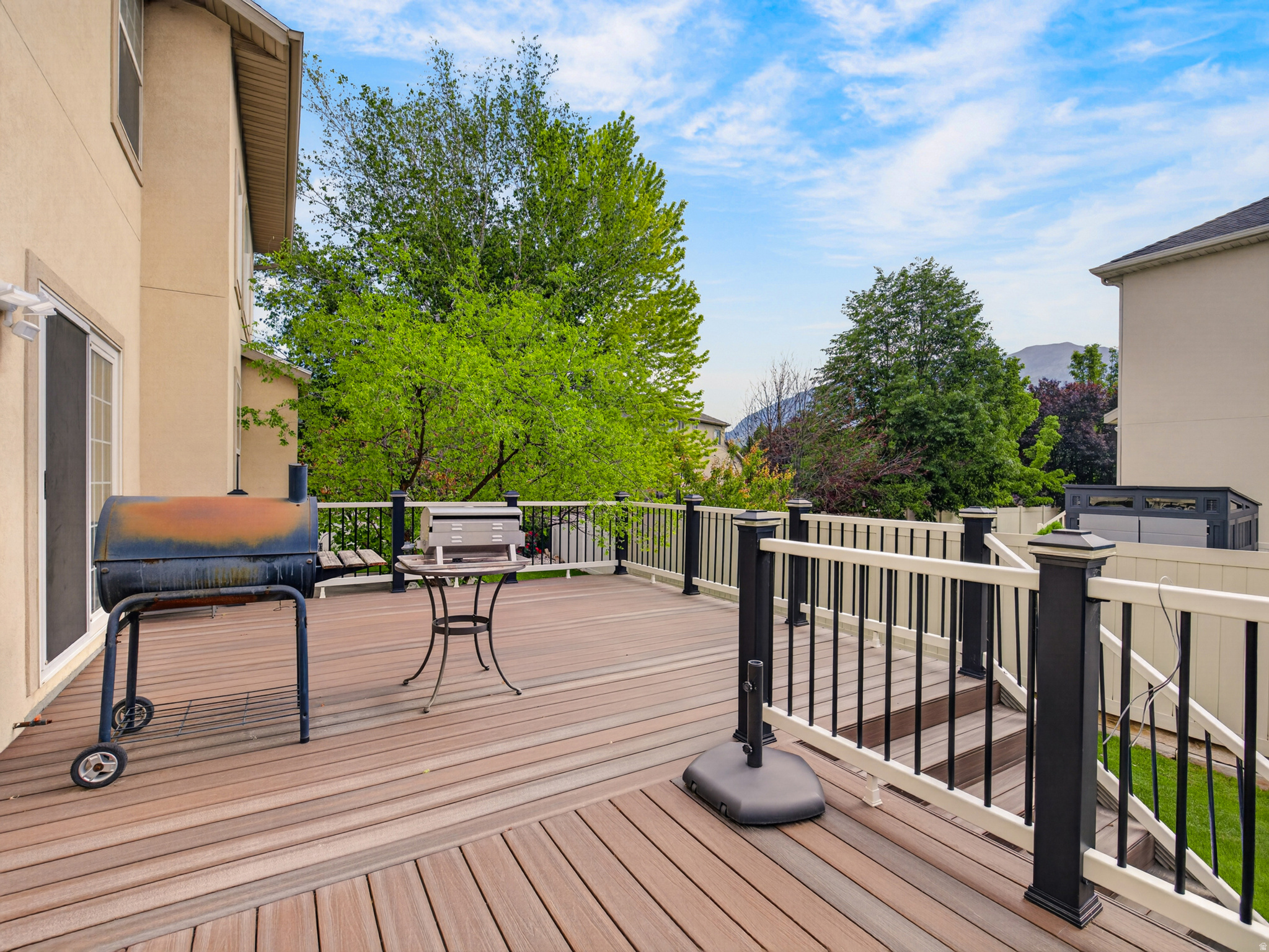 THE ESTATES AT BURR ORCHARDS - Residential