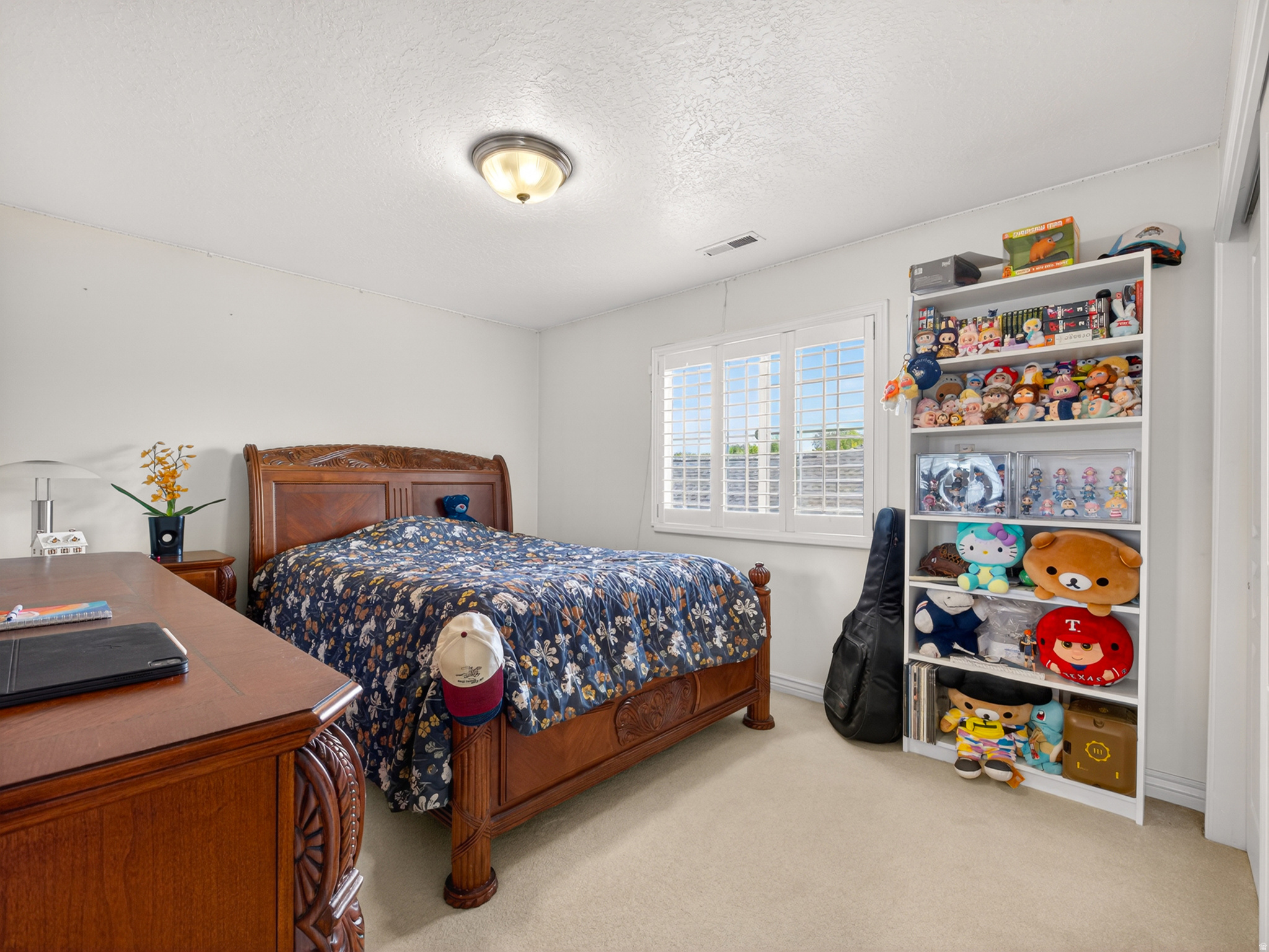 THE ESTATES AT BURR ORCHARDS - Residential