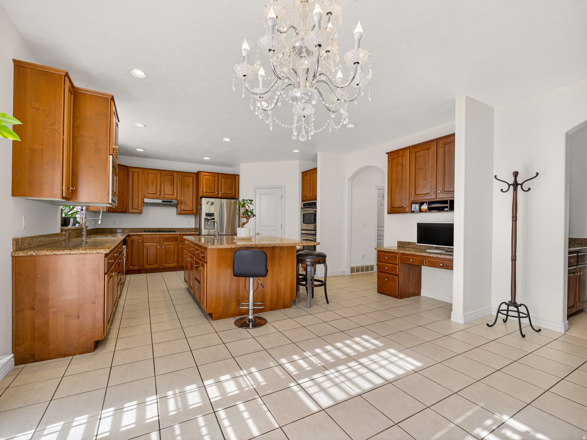 THE ESTATES AT BURR ORCHARDS - Residential