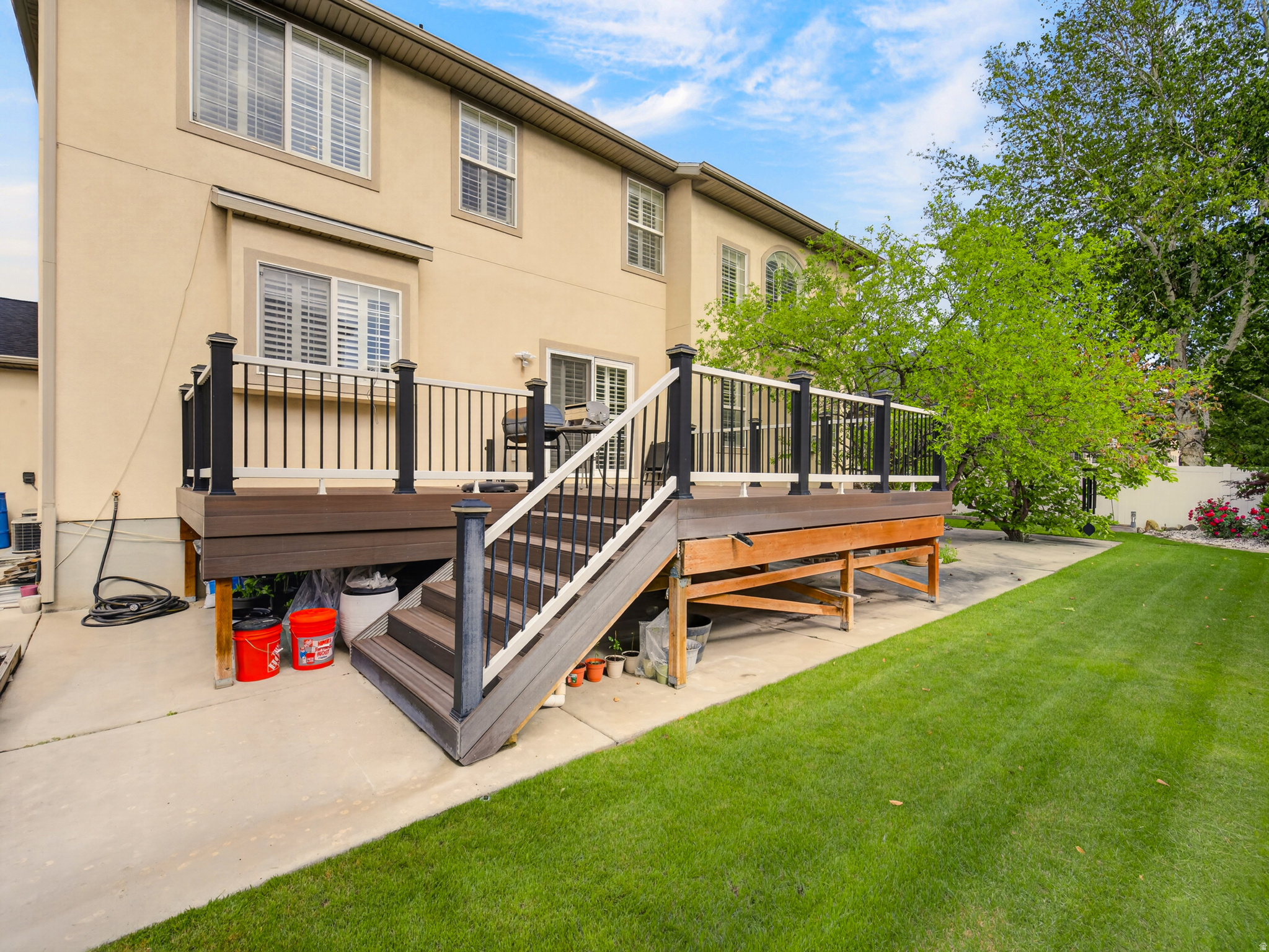 THE ESTATES AT BURR ORCHARDS - Residential