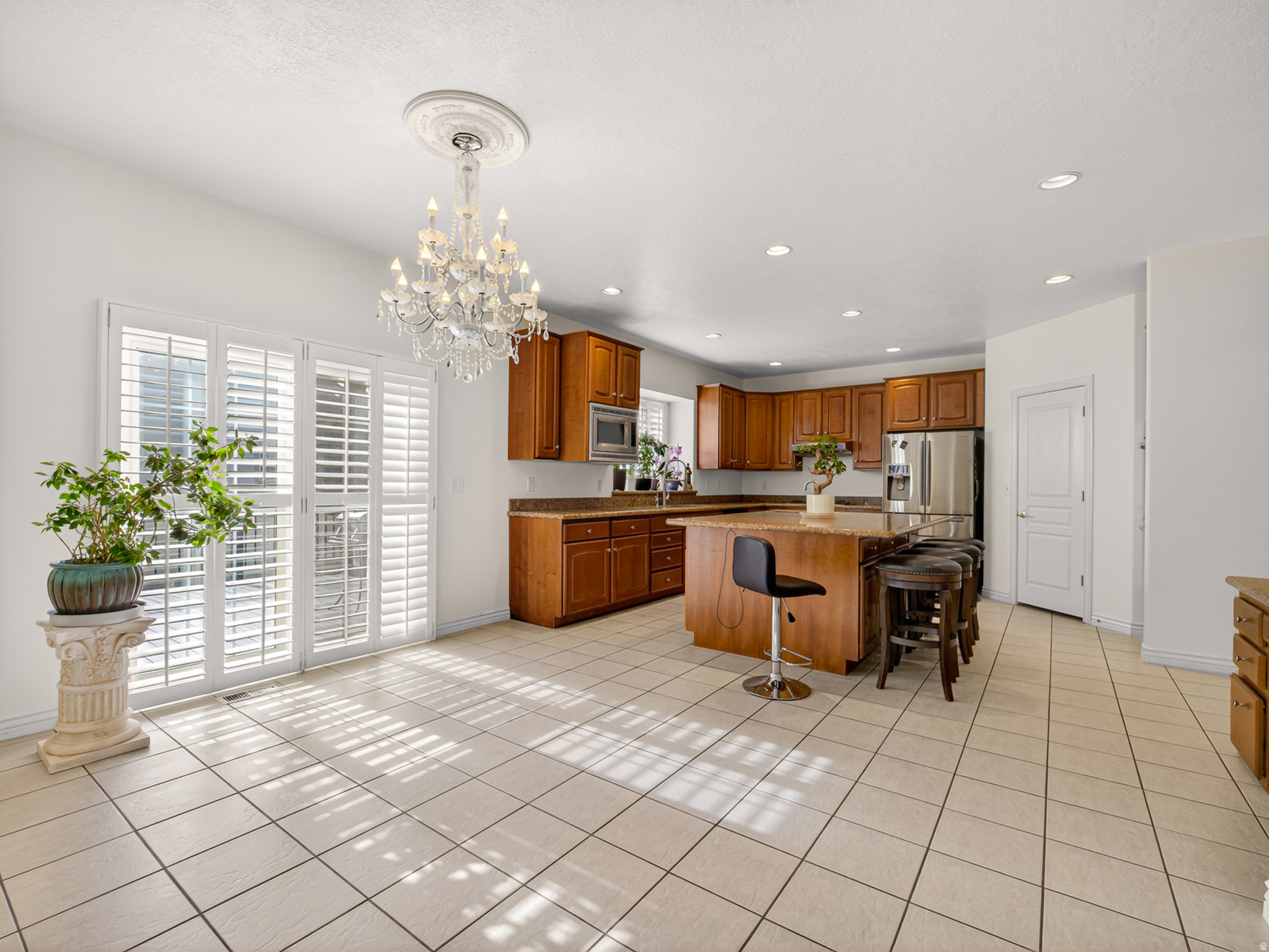 THE ESTATES AT BURR ORCHARDS - Residential