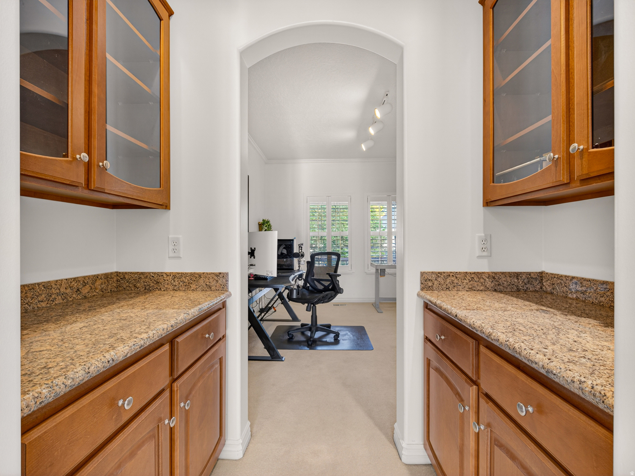 THE ESTATES AT BURR ORCHARDS - Residential
