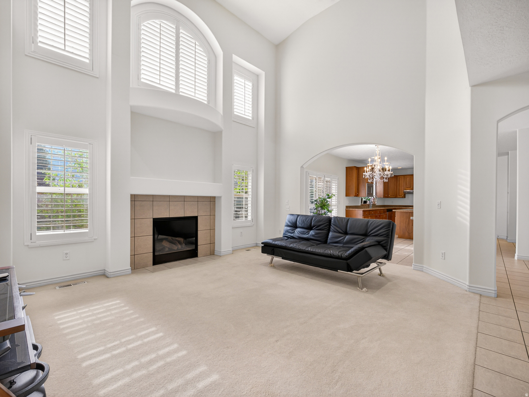 THE ESTATES AT BURR ORCHARDS - Residential