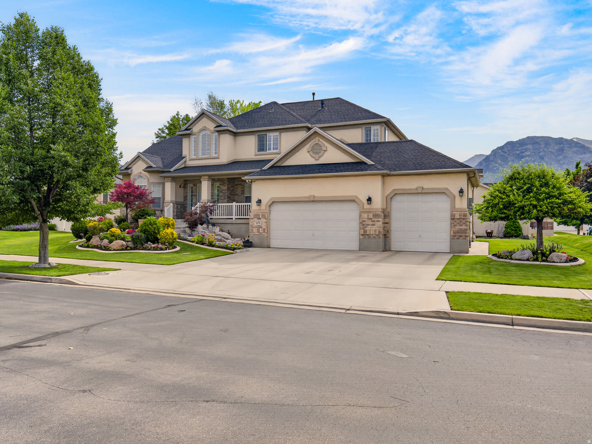 THE ESTATES AT BURR ORCHARDS - Residential