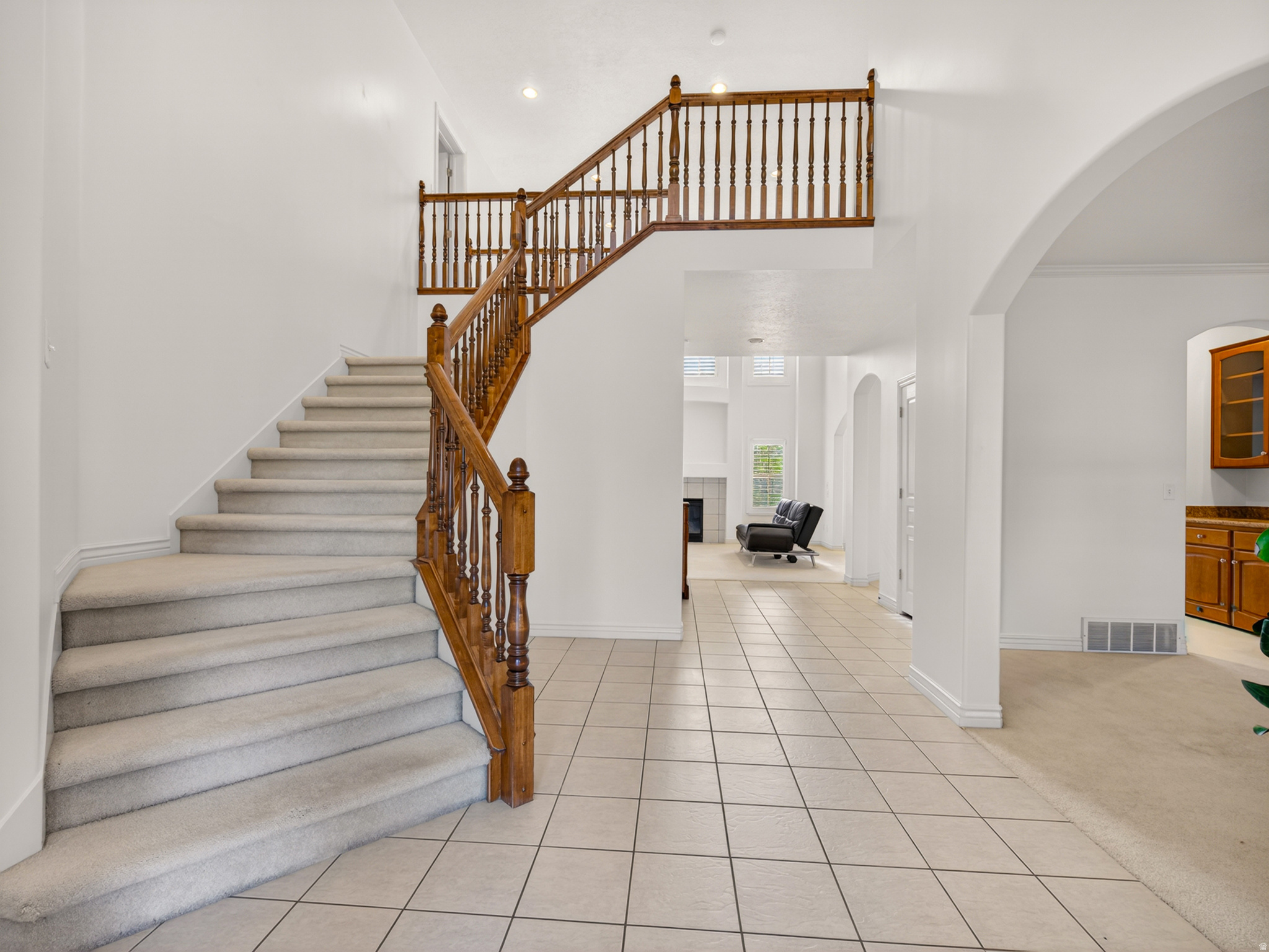 THE ESTATES AT BURR ORCHARDS - Residential