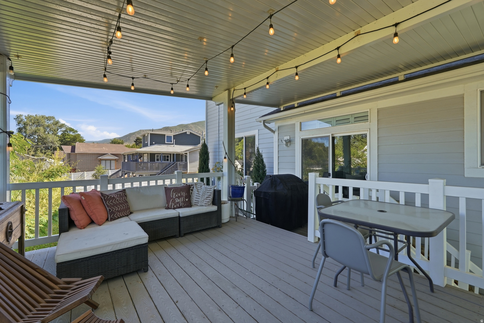 THE COVE AT DEUEL CR - Residential