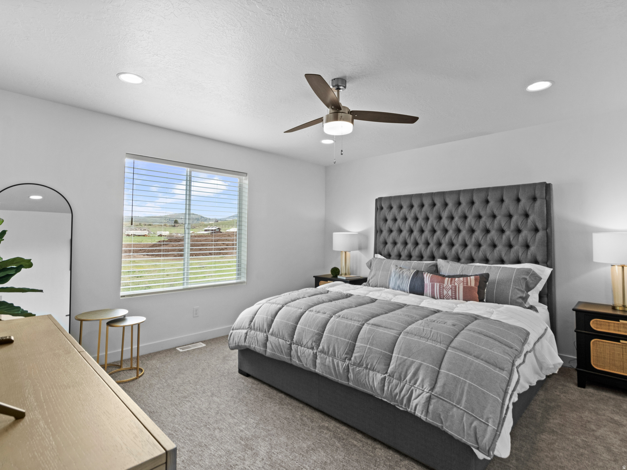 PARADISE PARKWAY - Residential