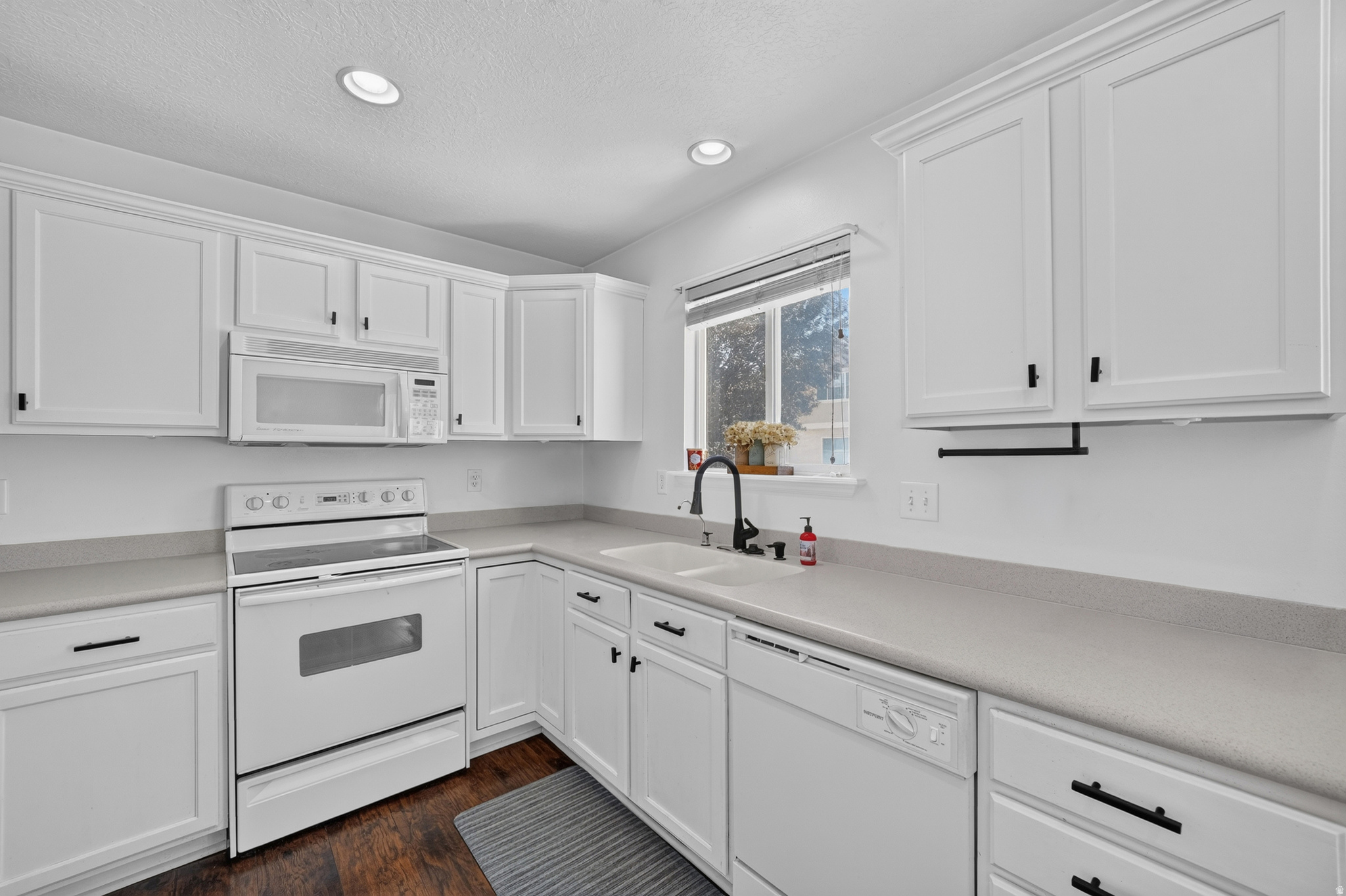 PILGRIMS LANDING - Residential
