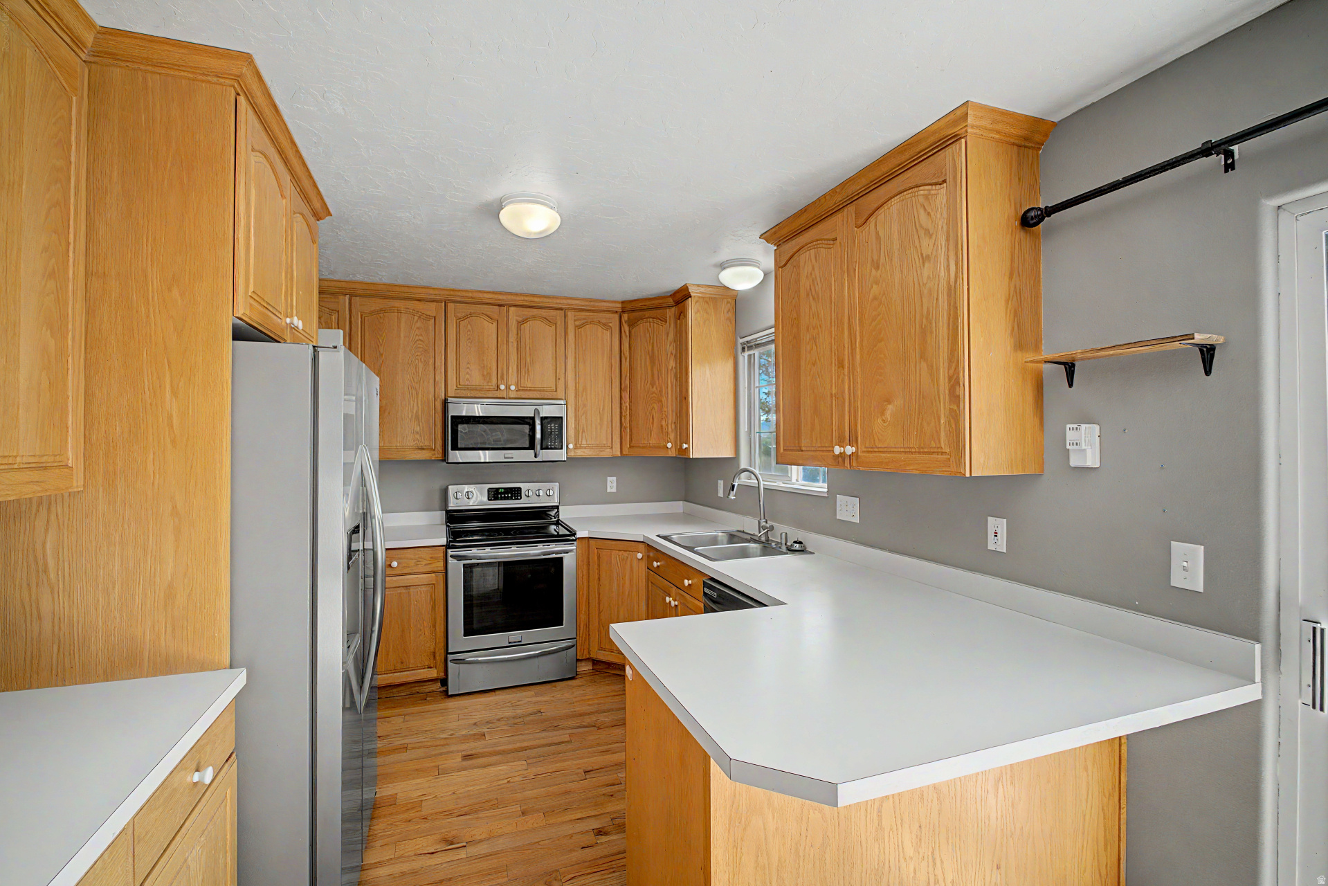EAGLE RIDGE - Residential