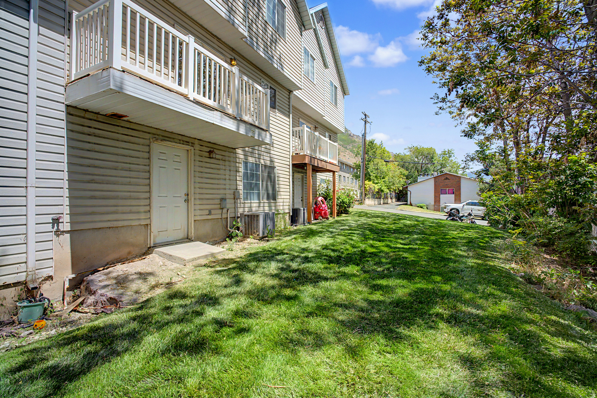 EAGLE RIDGE - Residential