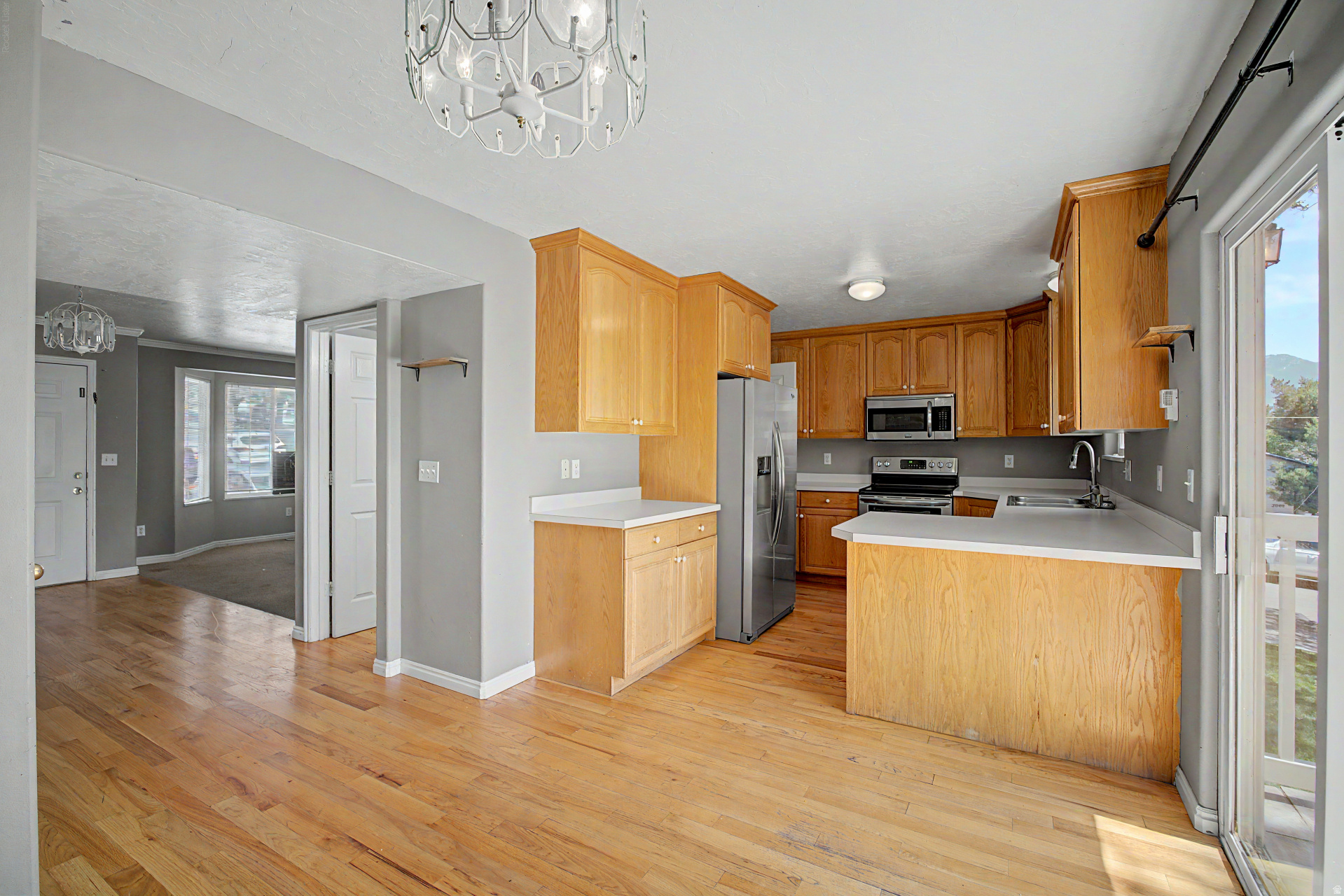 EAGLE RIDGE - Residential