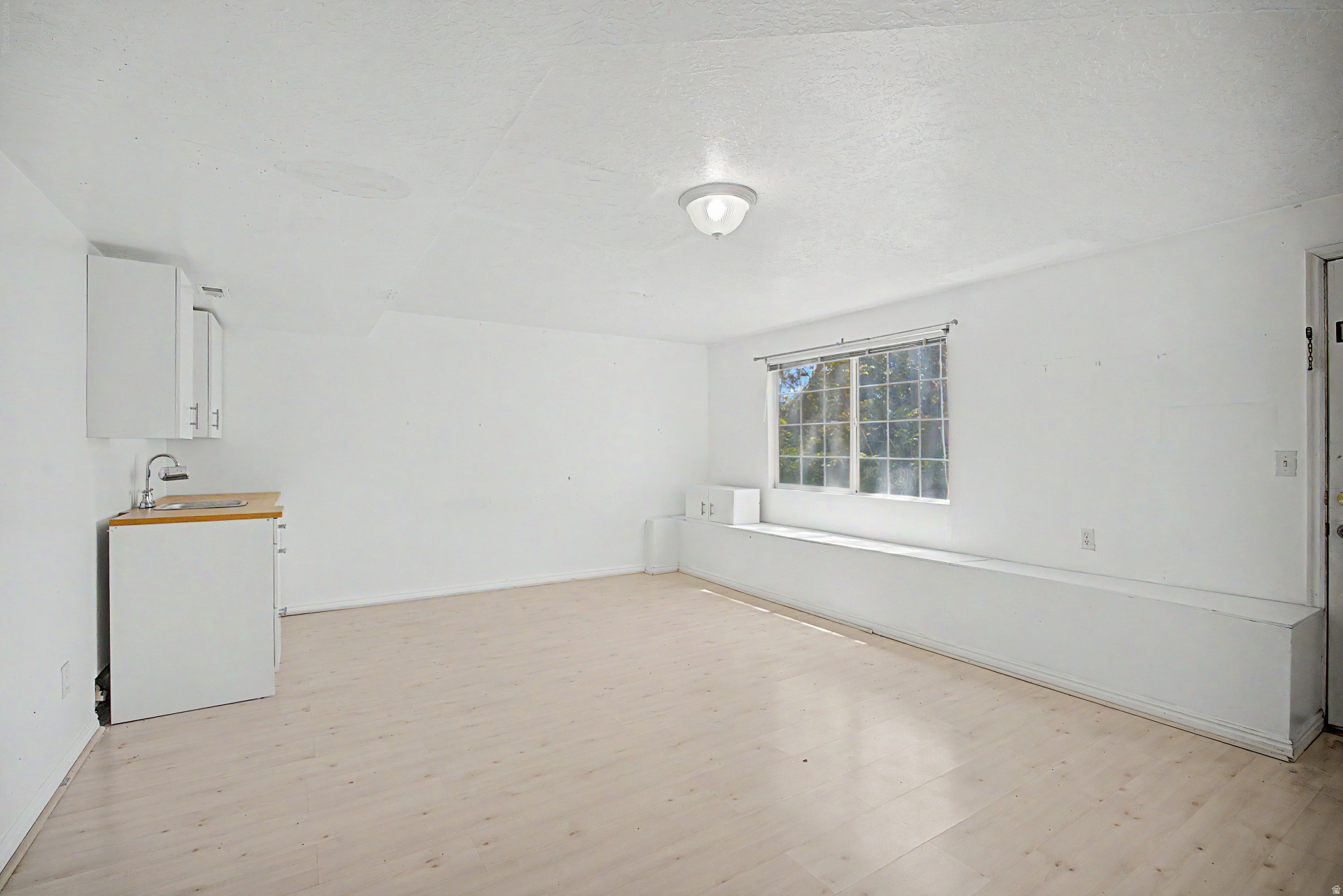 EAGLE RIDGE - Residential