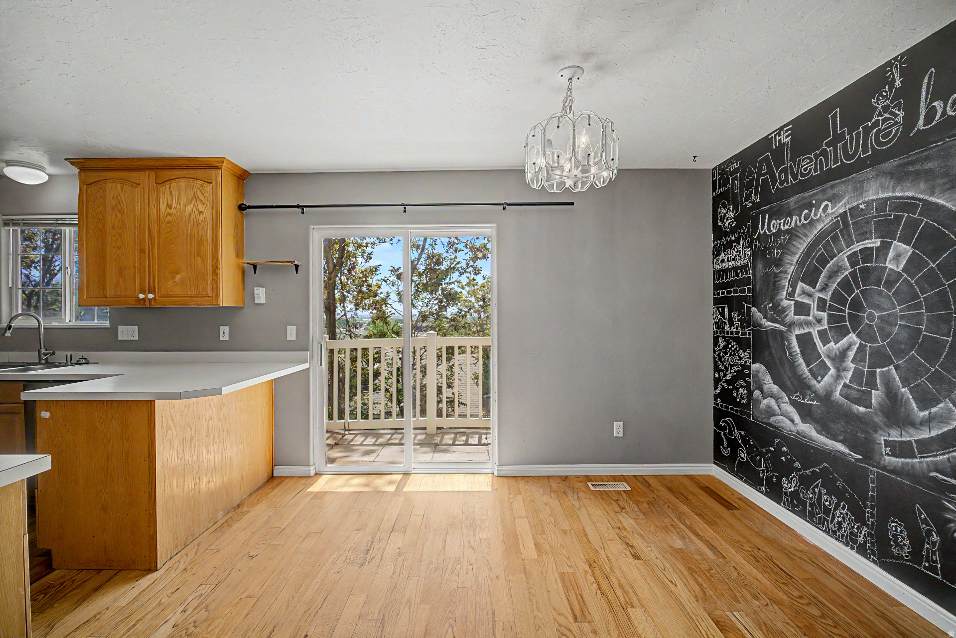 EAGLE RIDGE - Residential