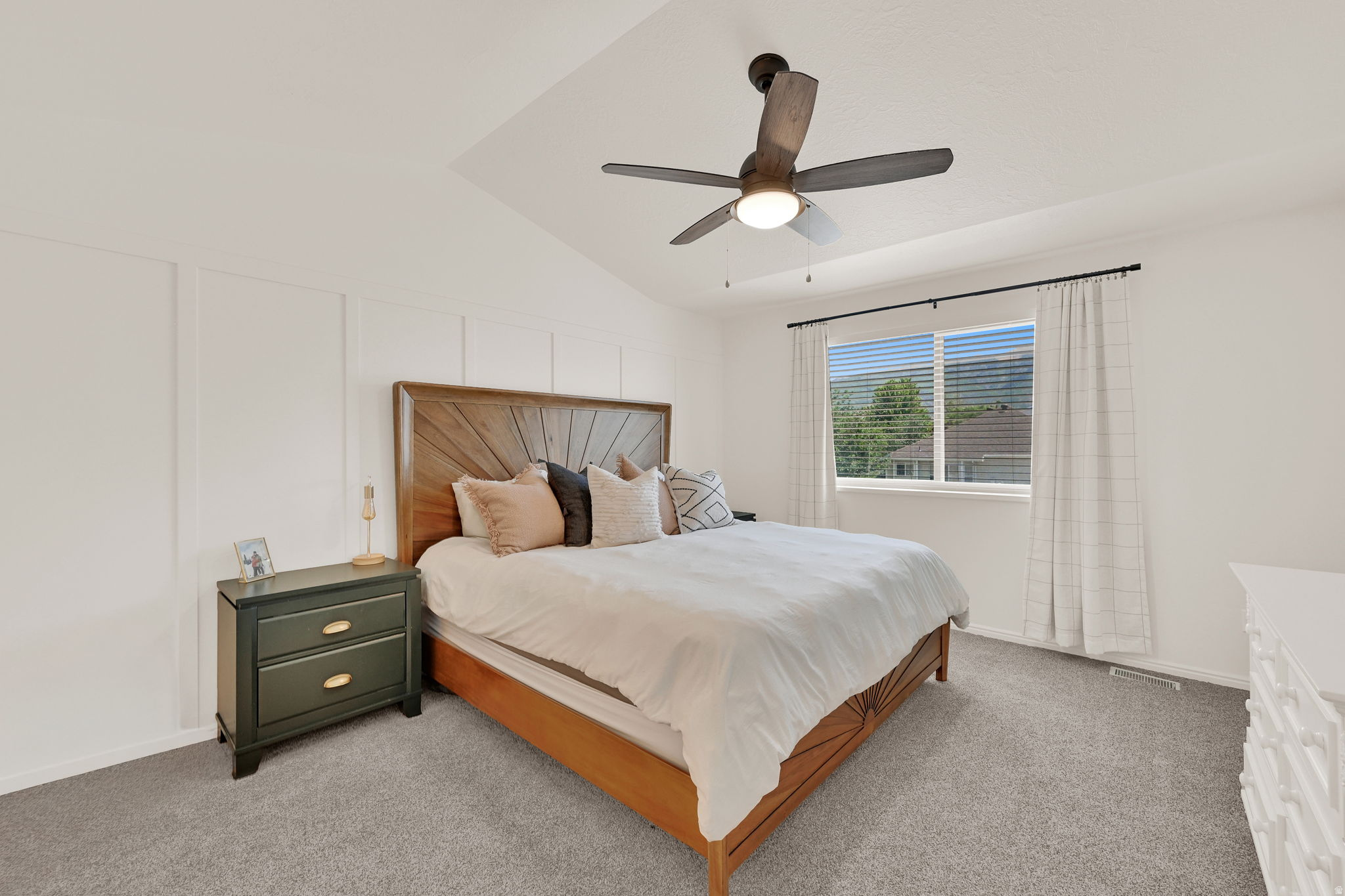 STONEFIELD VILLAGE T - Residential