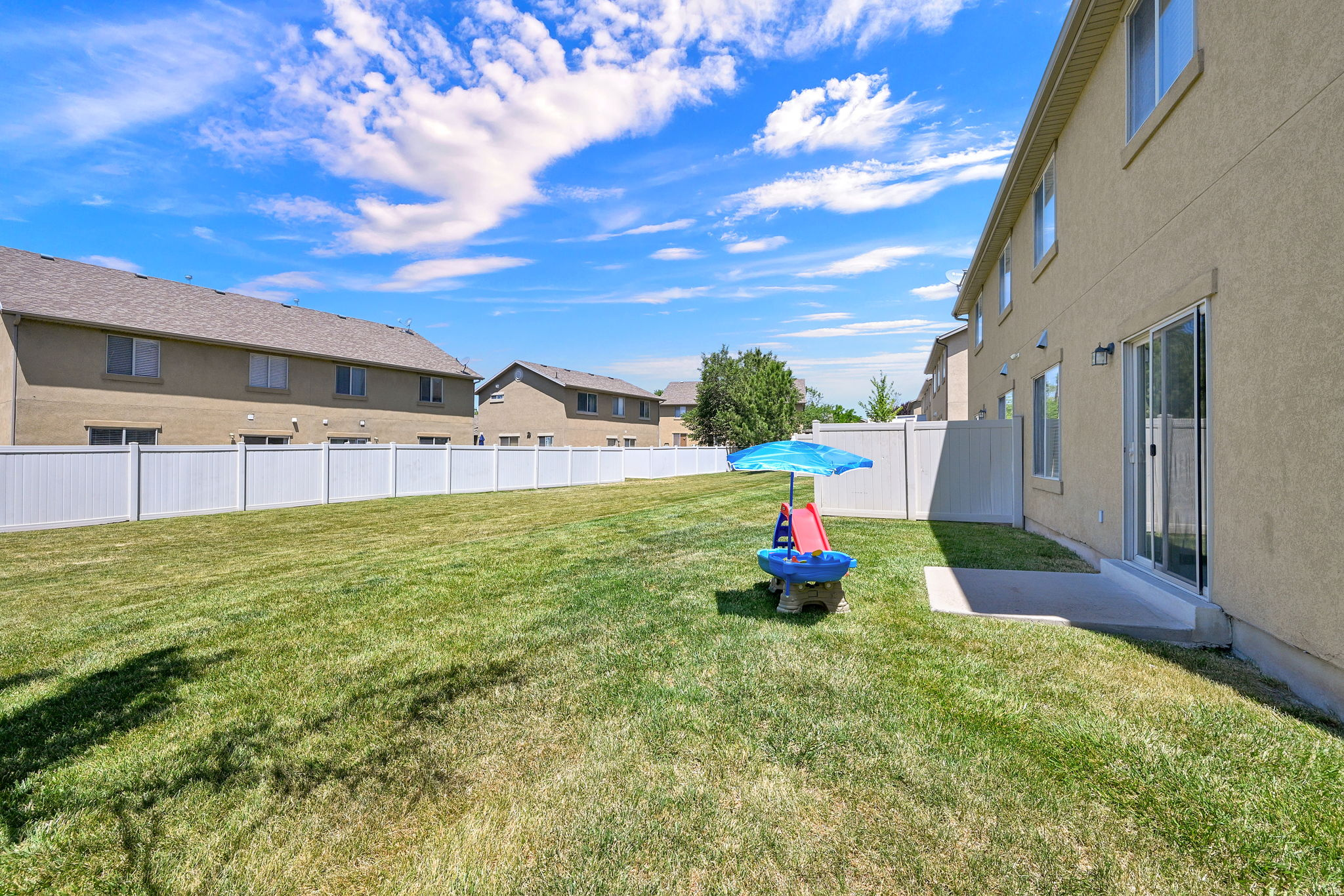 STONEFIELD VILLAGE T - Residential