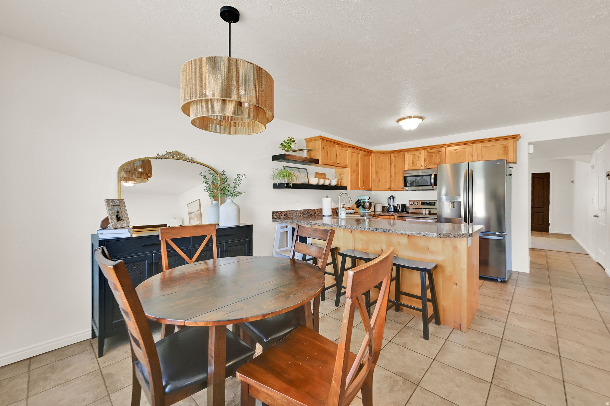 STONEFIELD VILLAGE T - Residential