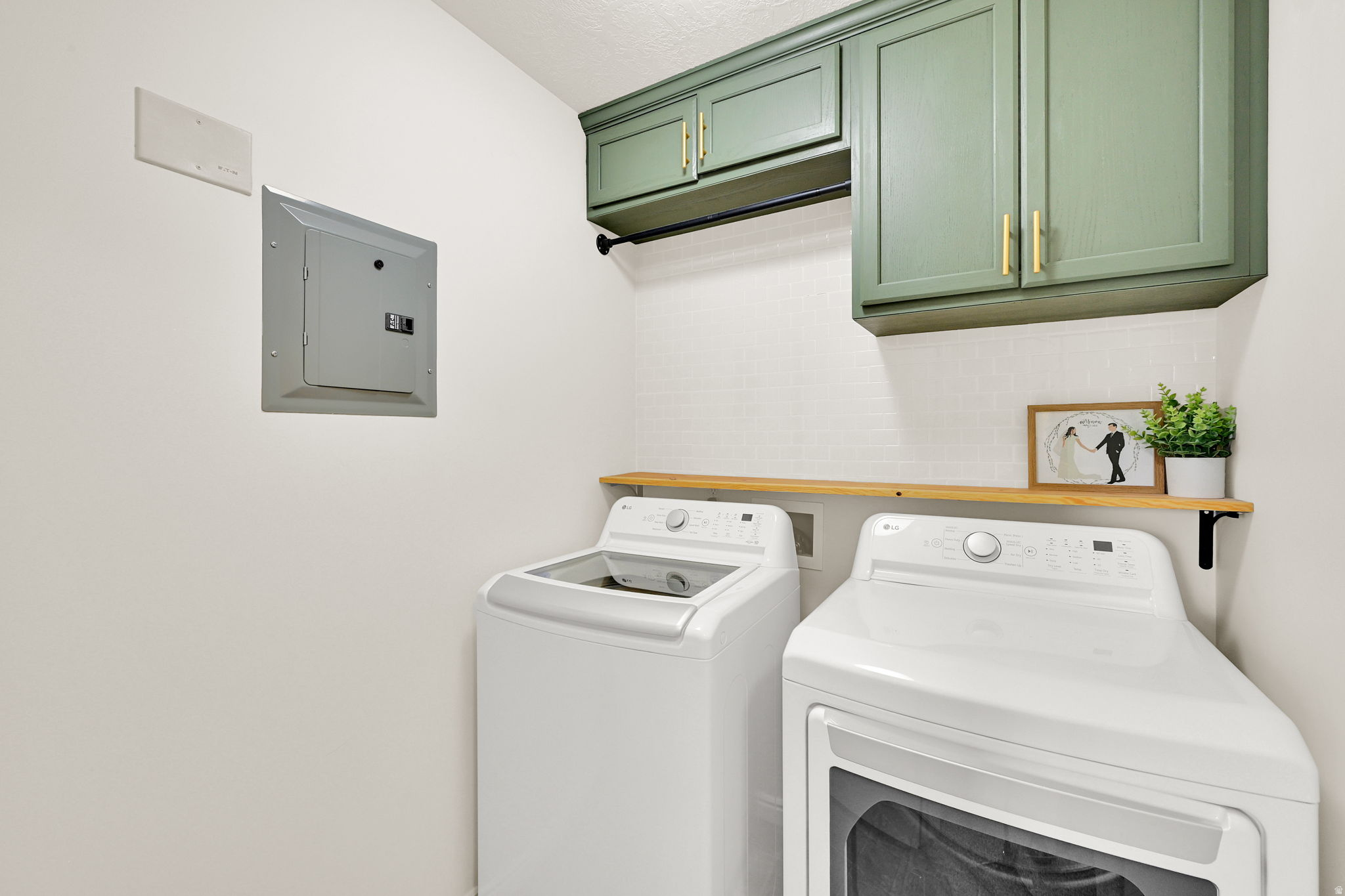 STONEFIELD VILLAGE T - Residential