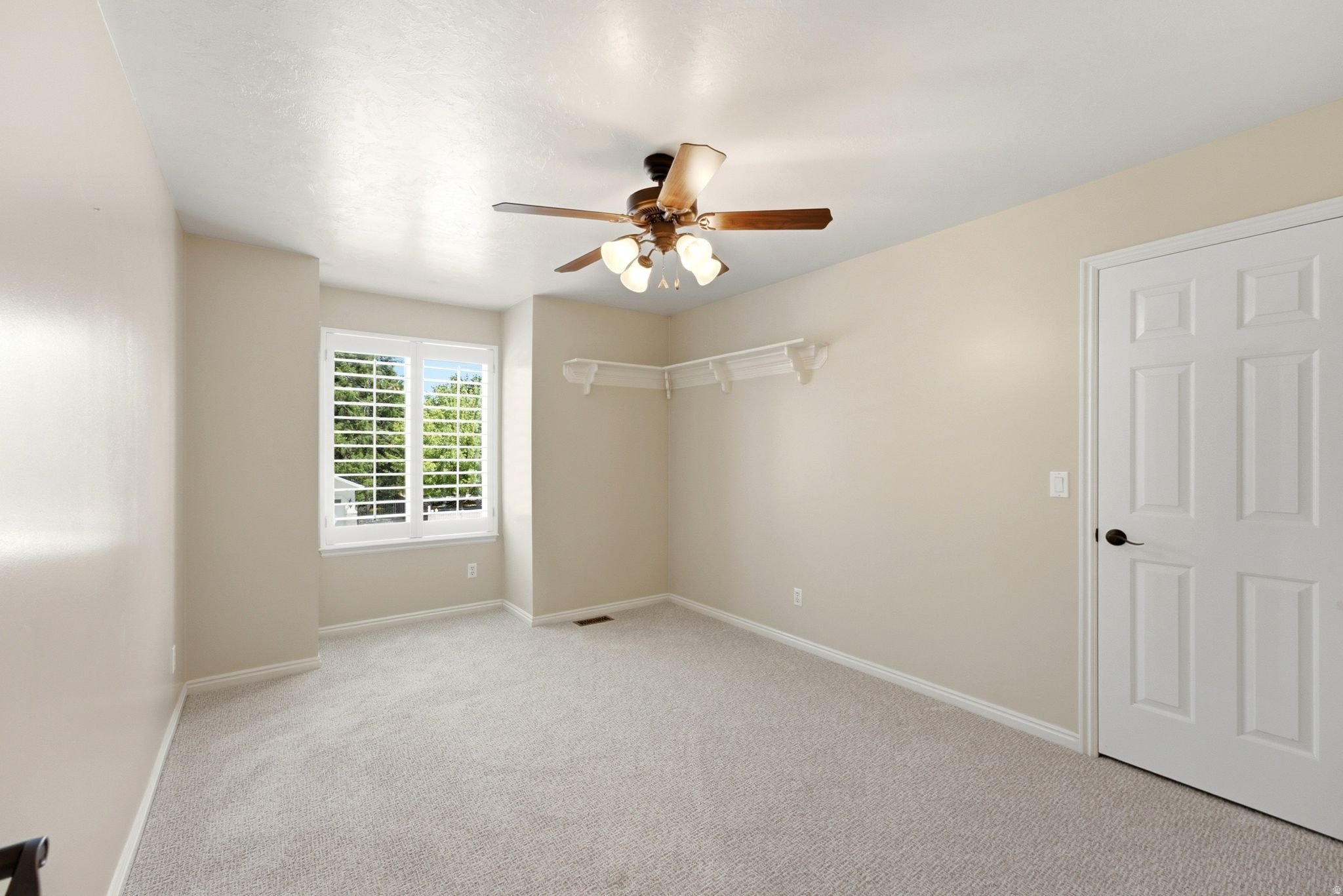 WILSHIRE ESTATES - Residential