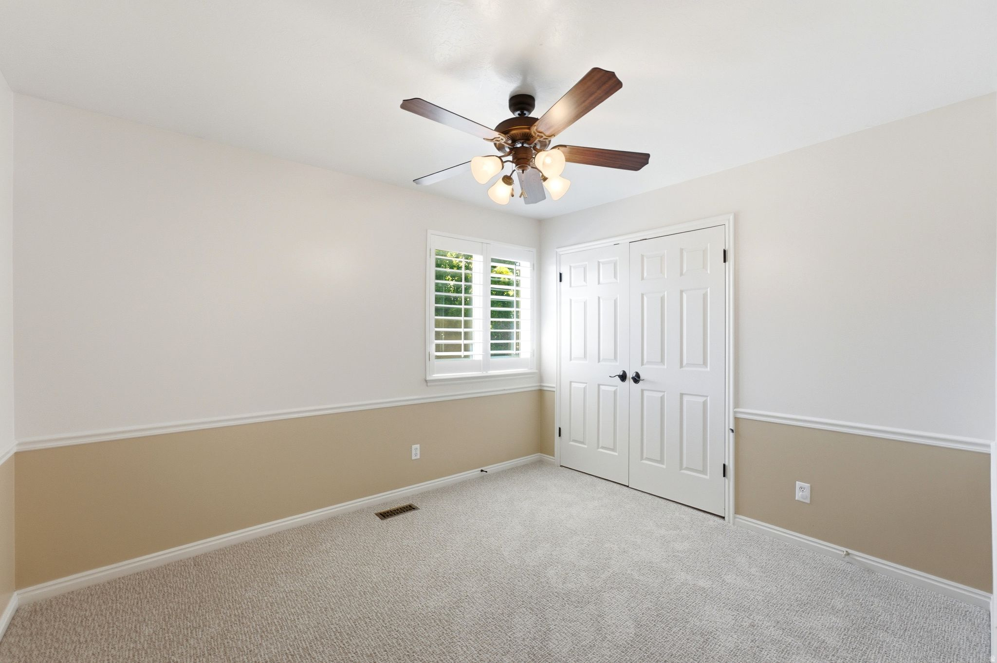 WILSHIRE ESTATES - Residential