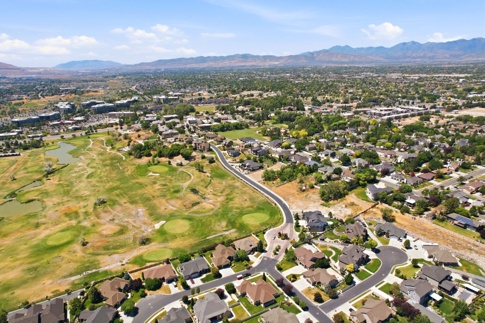 WILSHIRE ESTATES - Residential