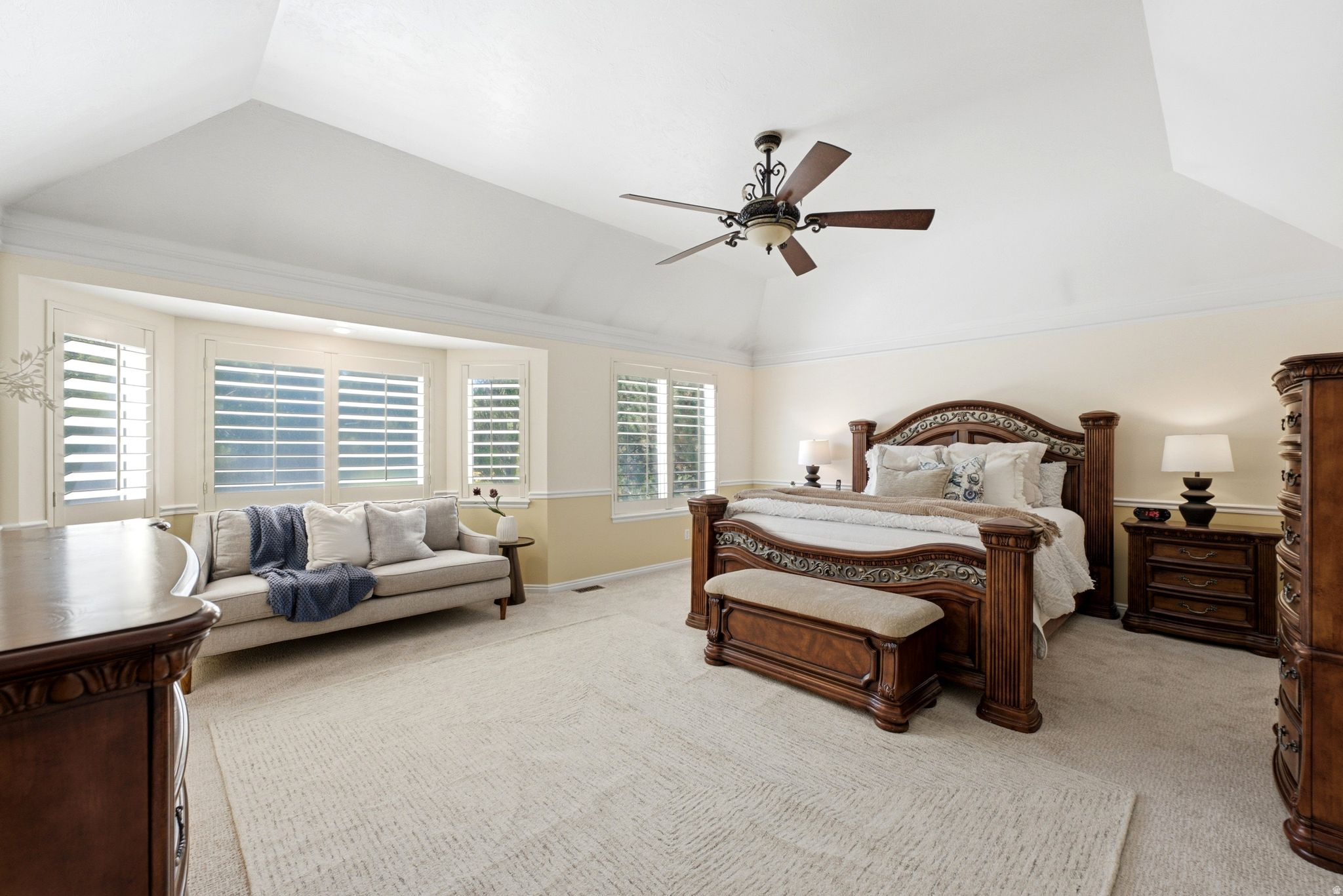 WILSHIRE ESTATES - Residential