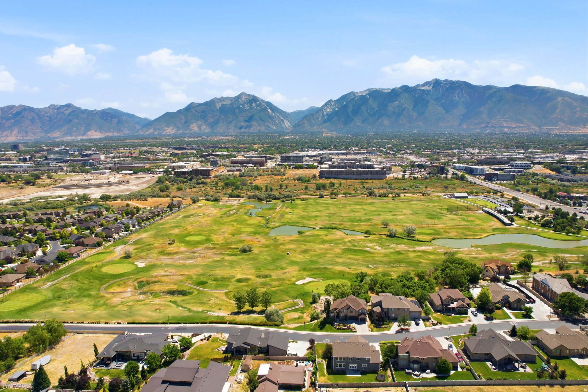 WILSHIRE ESTATES - Residential