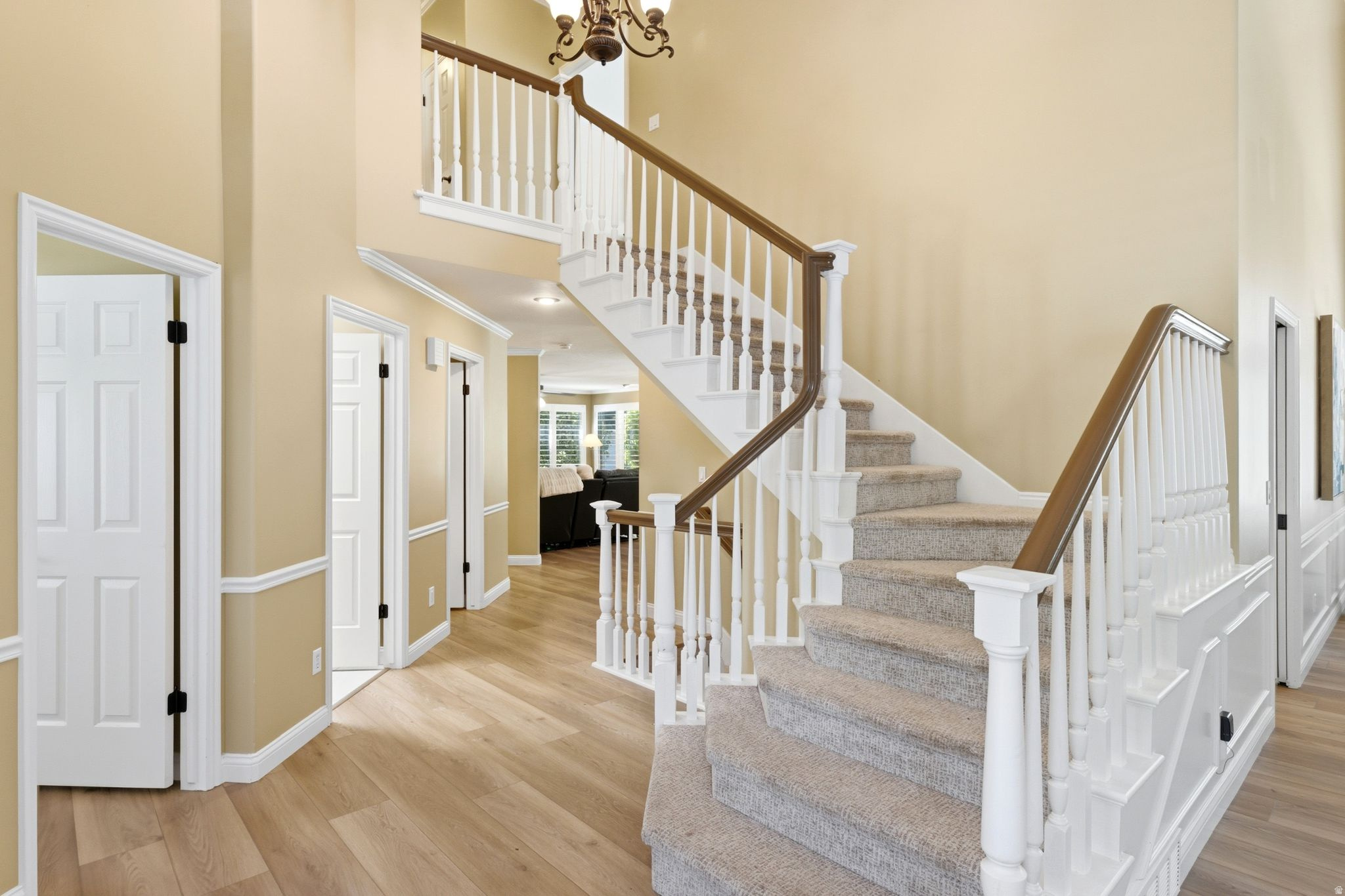 WILSHIRE ESTATES - Residential