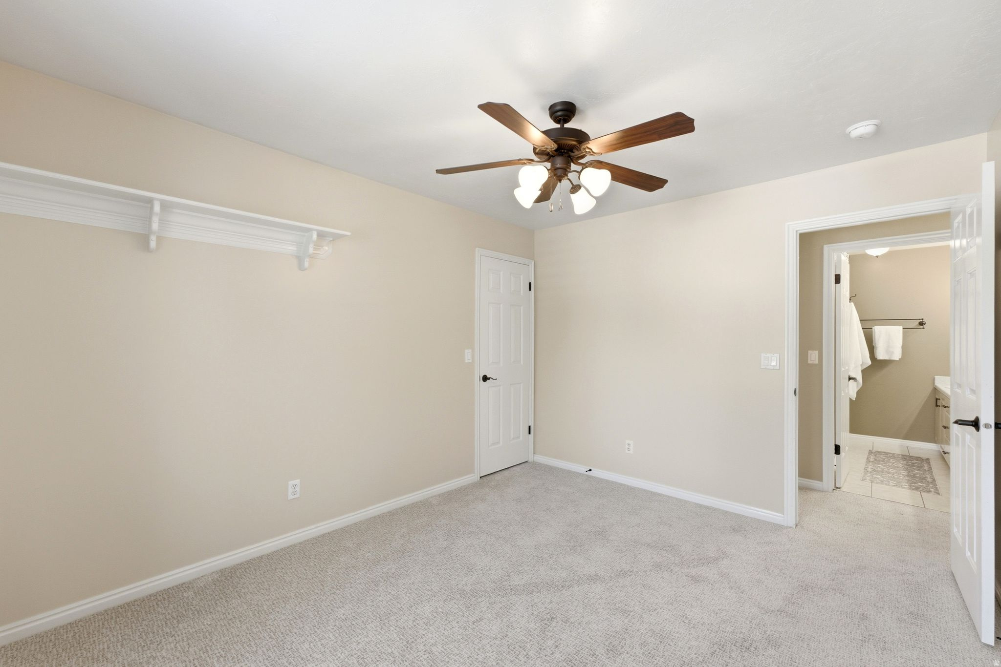WILSHIRE ESTATES - Residential