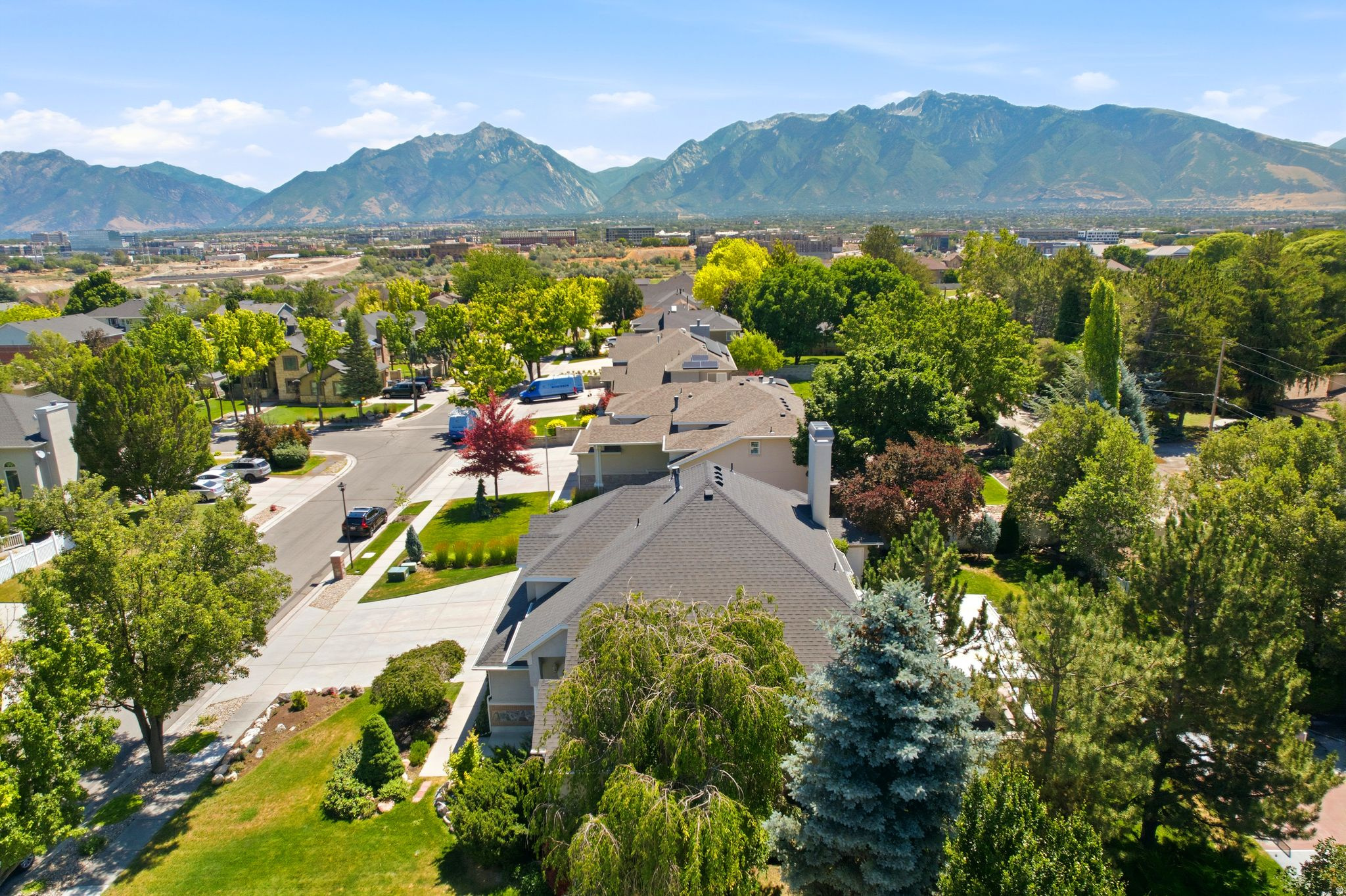 WILSHIRE ESTATES - Residential