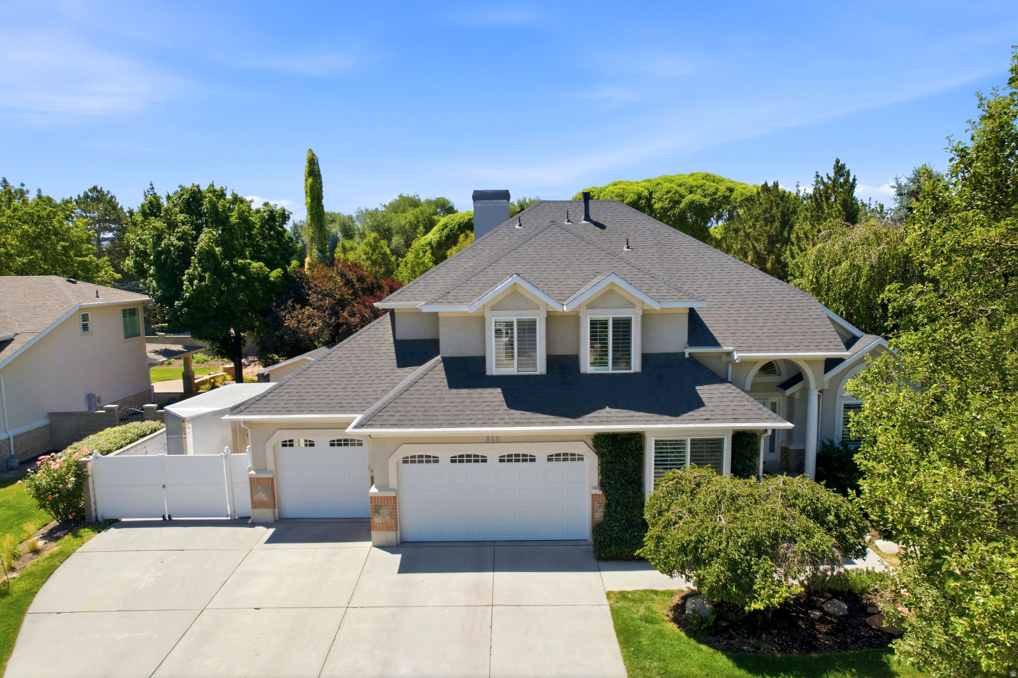 WILSHIRE ESTATES - Residential