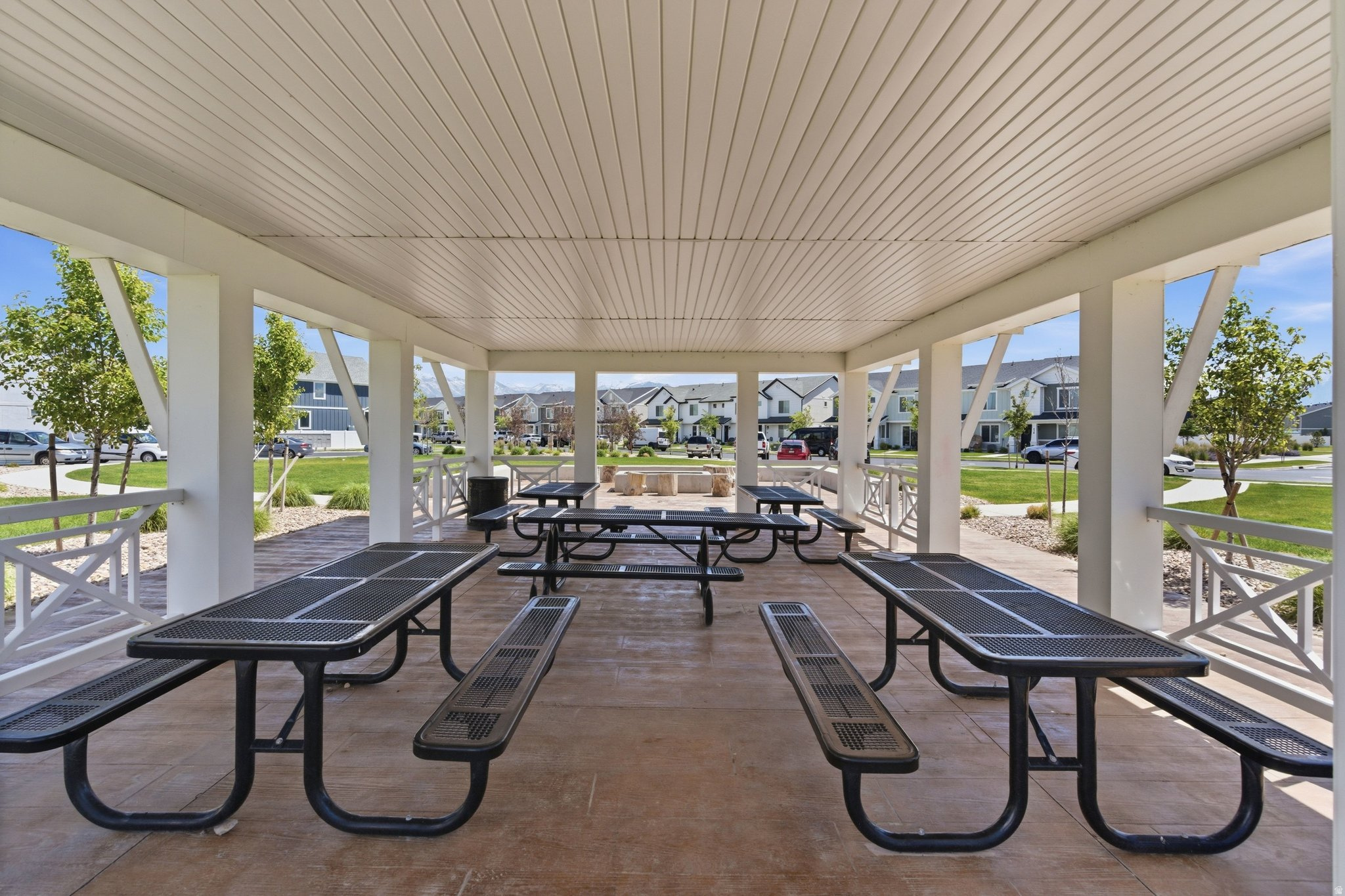 NORTHSHORE - Residential
