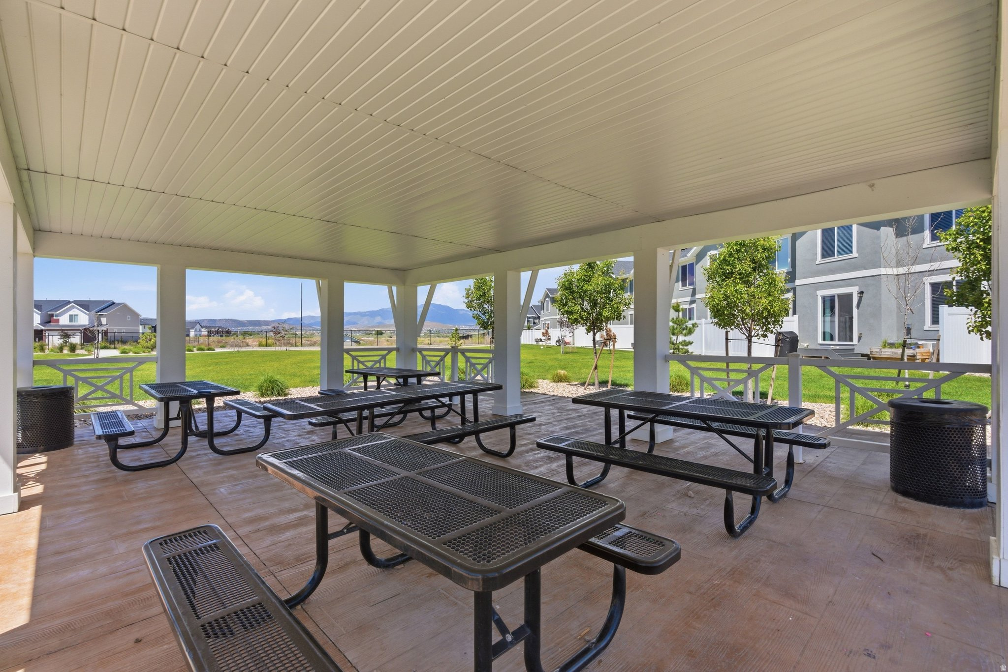 NORTHSHORE - Residential