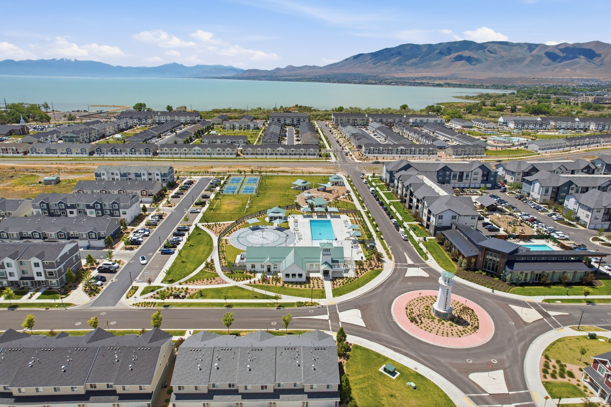 NORTHSHORE - Residential