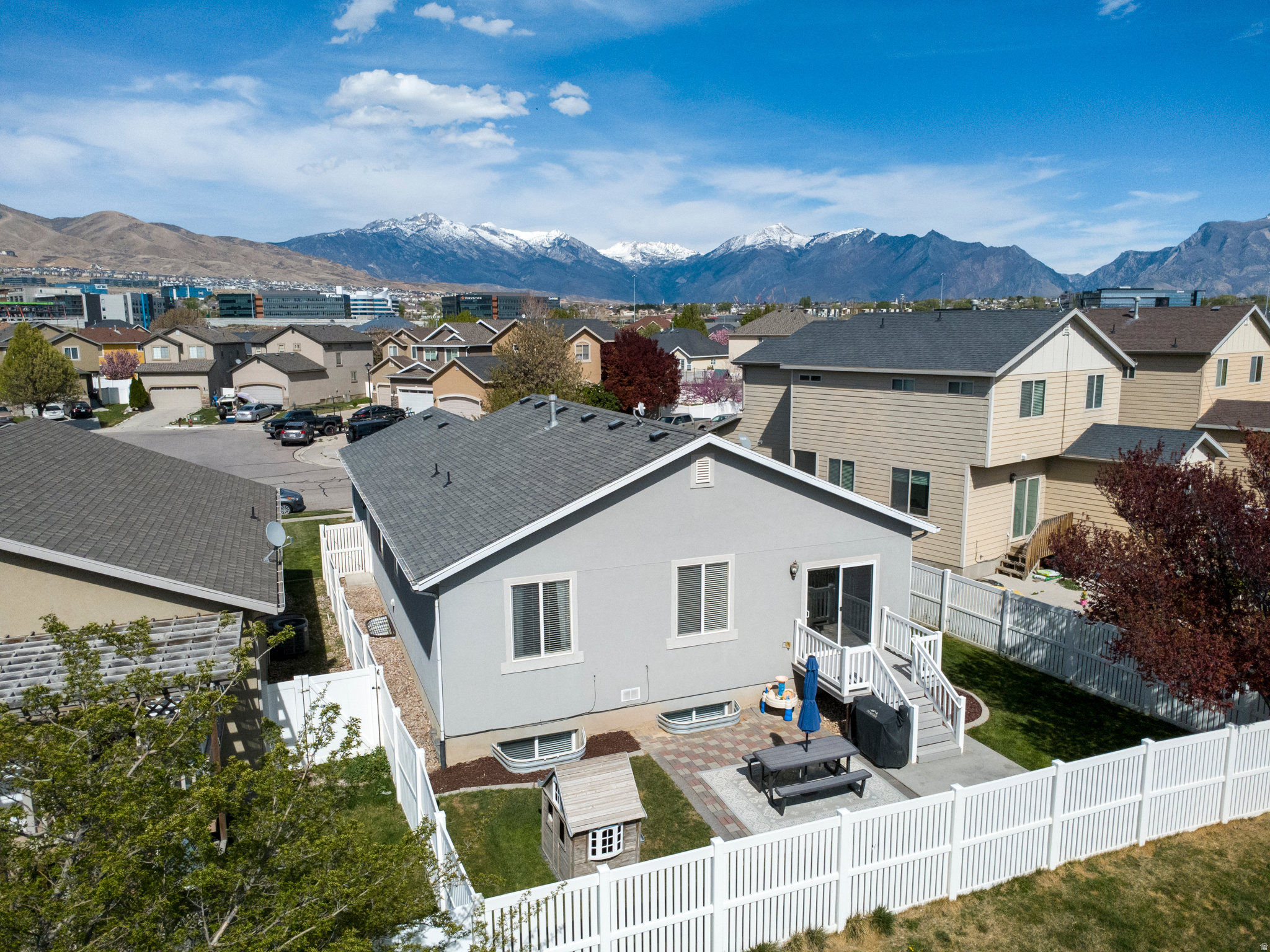 POINTE MEADOWS PHASE X - Residential