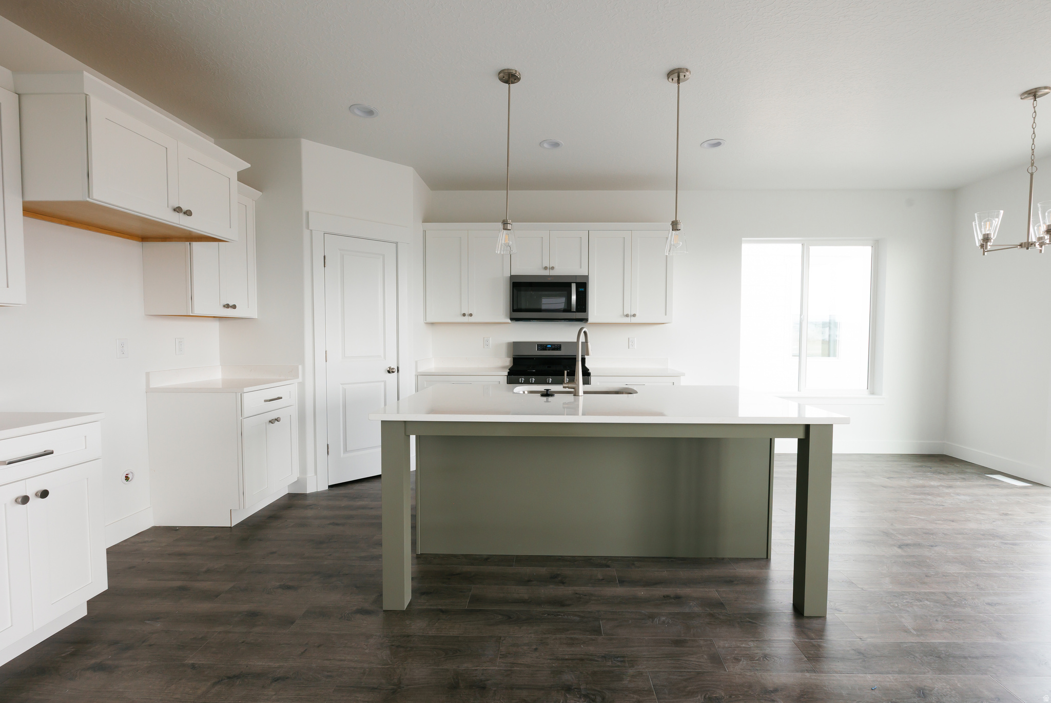 RIVER POINT - Residential