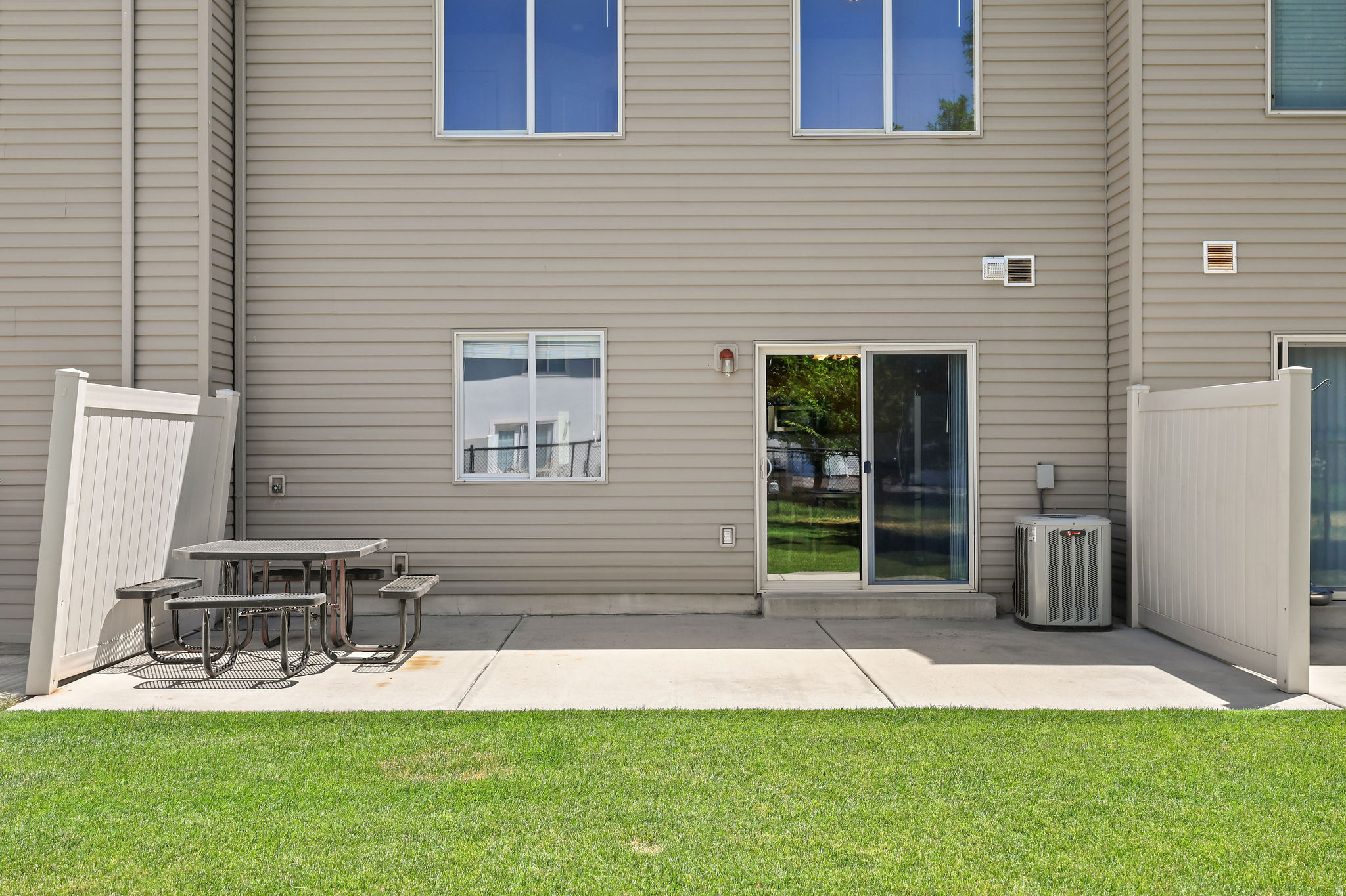 RANCHVIEW - Residential