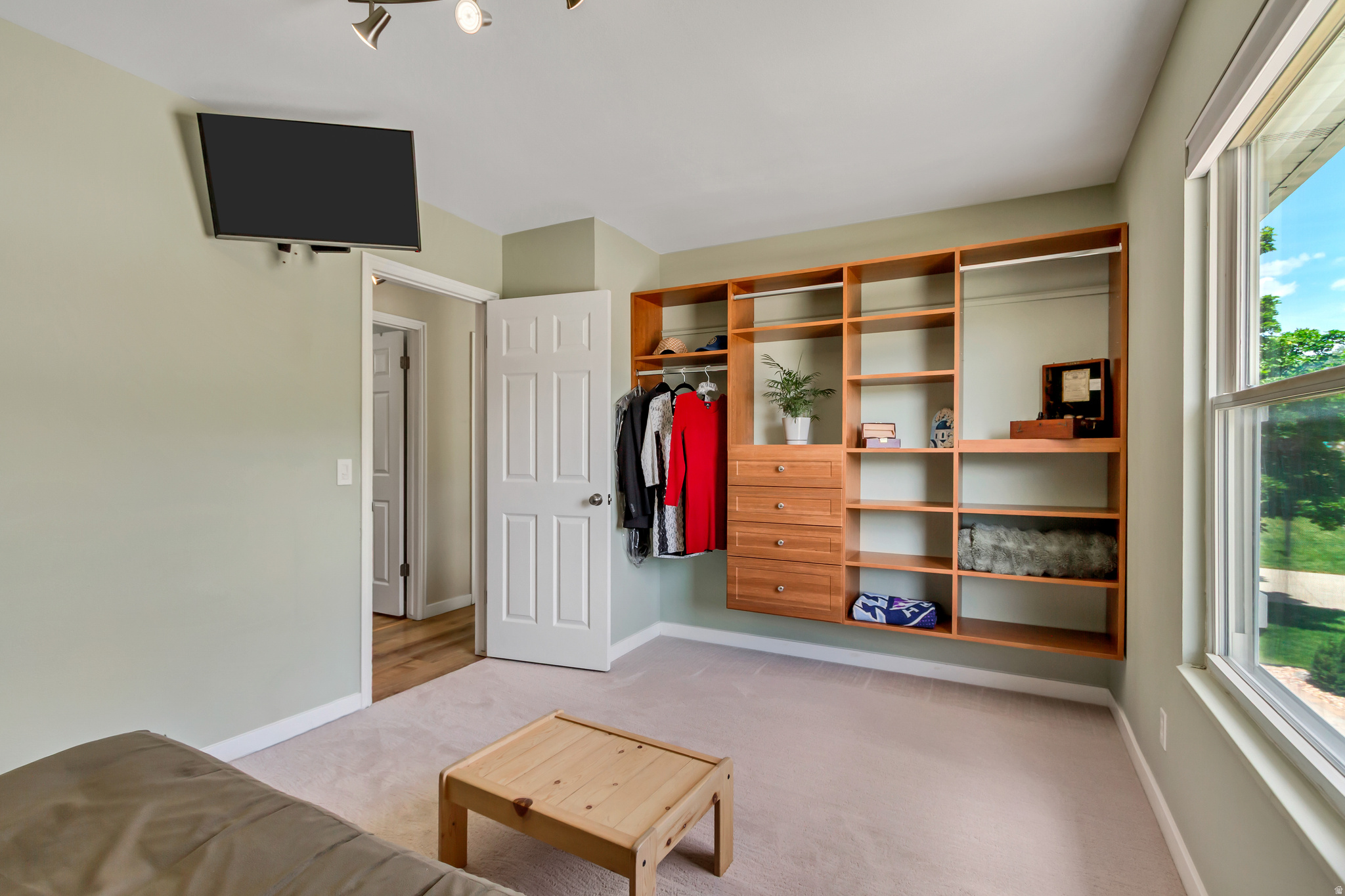 EASTRIDGE - Residential