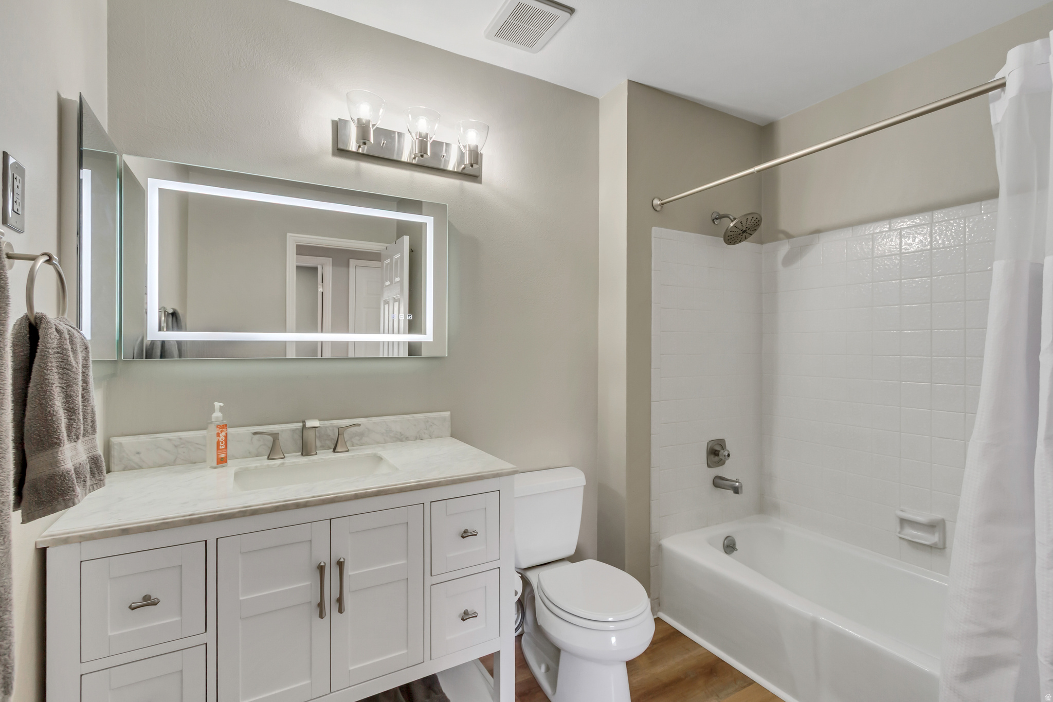 EASTRIDGE - Residential