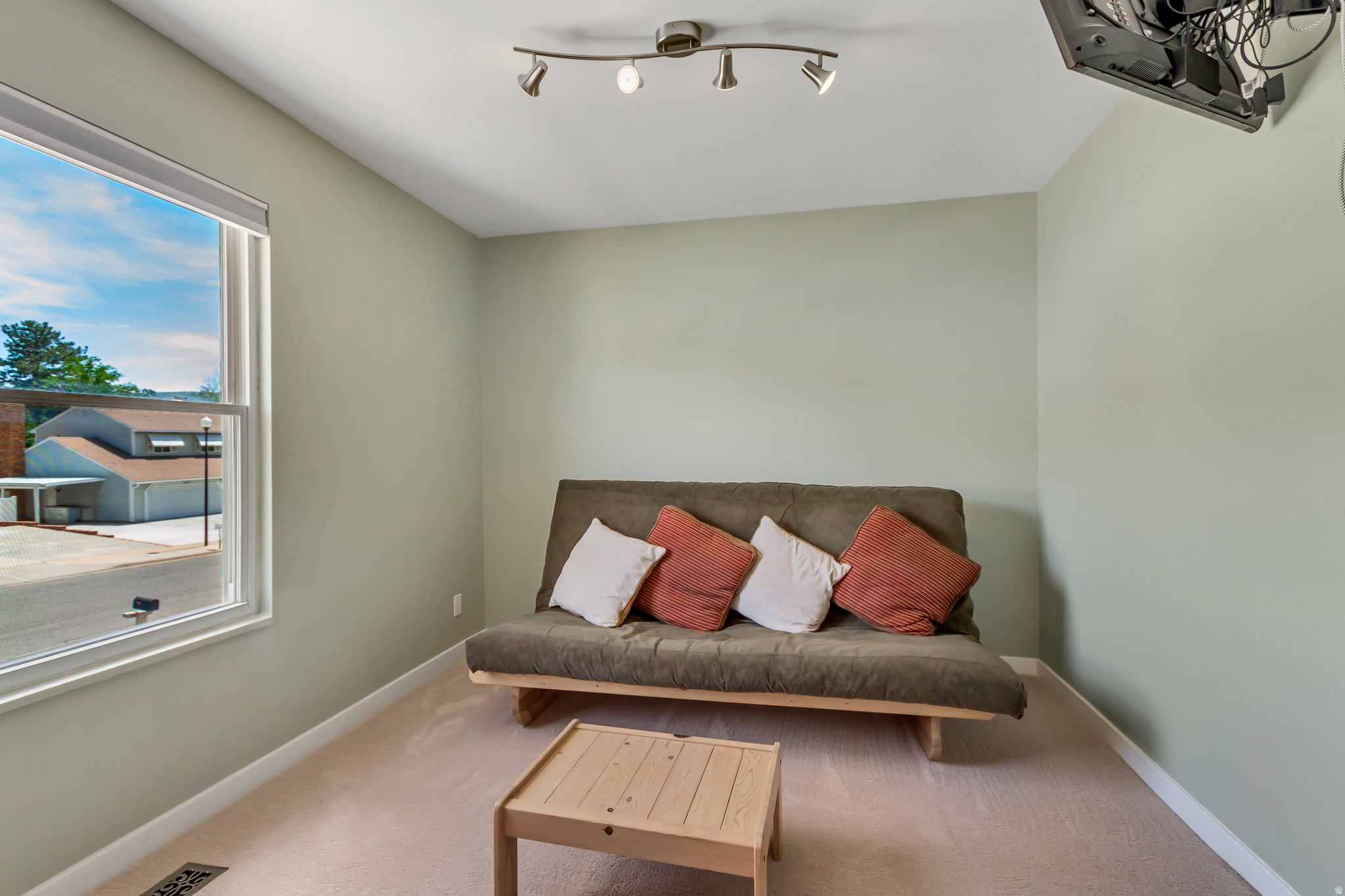 EASTRIDGE - Residential