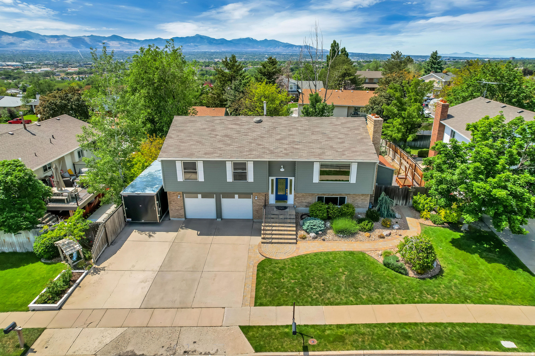 EASTRIDGE - Residential