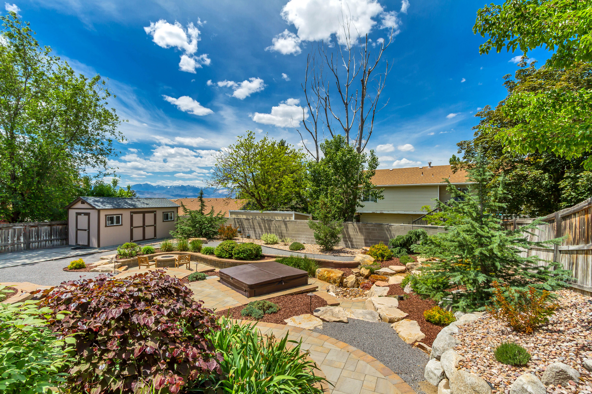 EASTRIDGE - Residential
