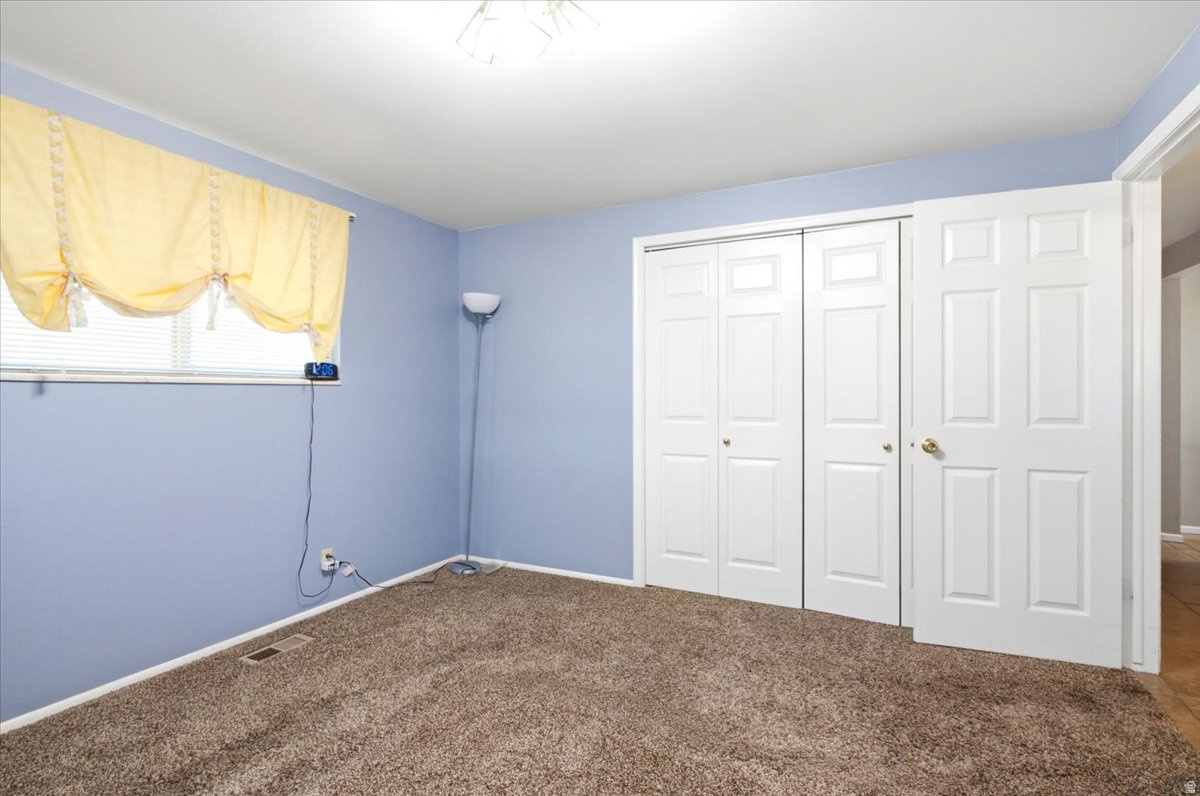 GOLDEN ACRES - Residential