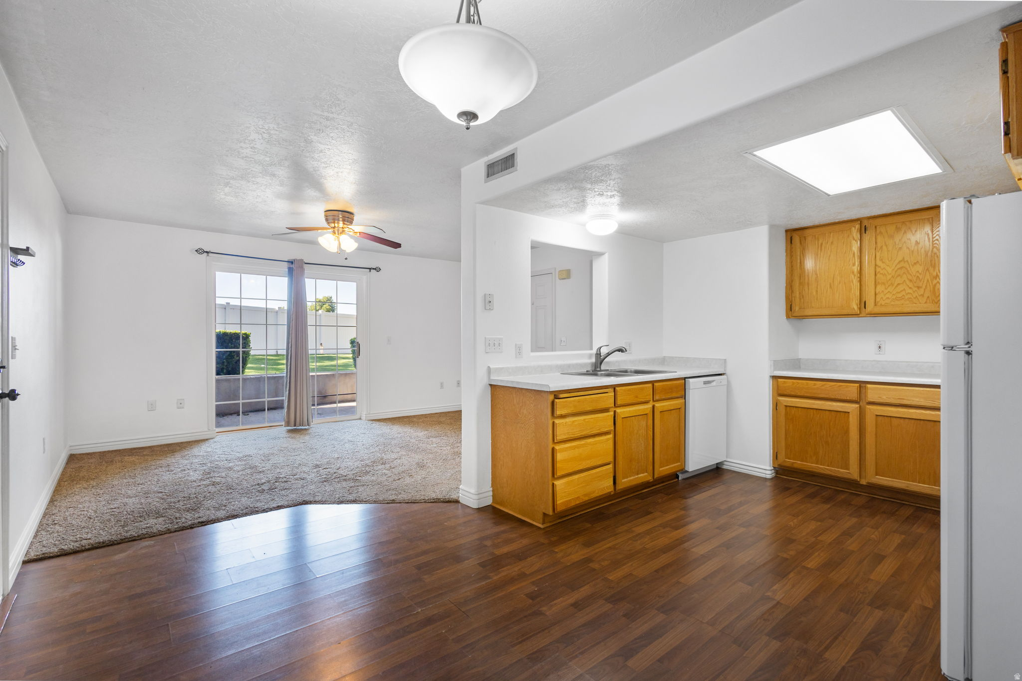 WESTON CONDO - Residential Lease