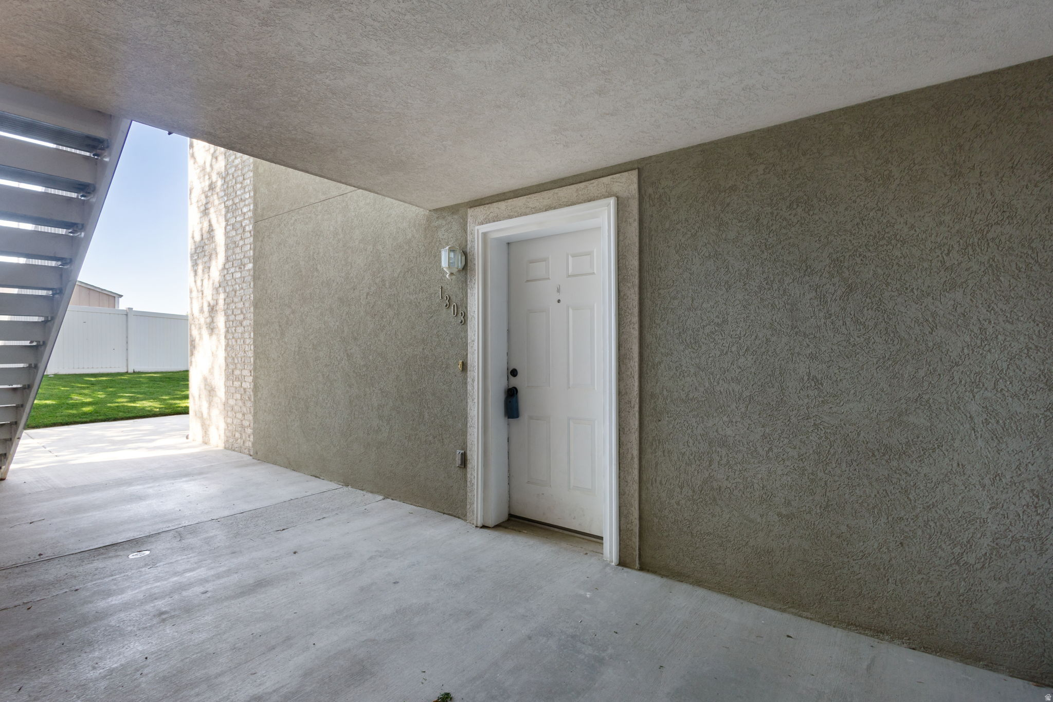 WESTON CONDO - Residential Lease