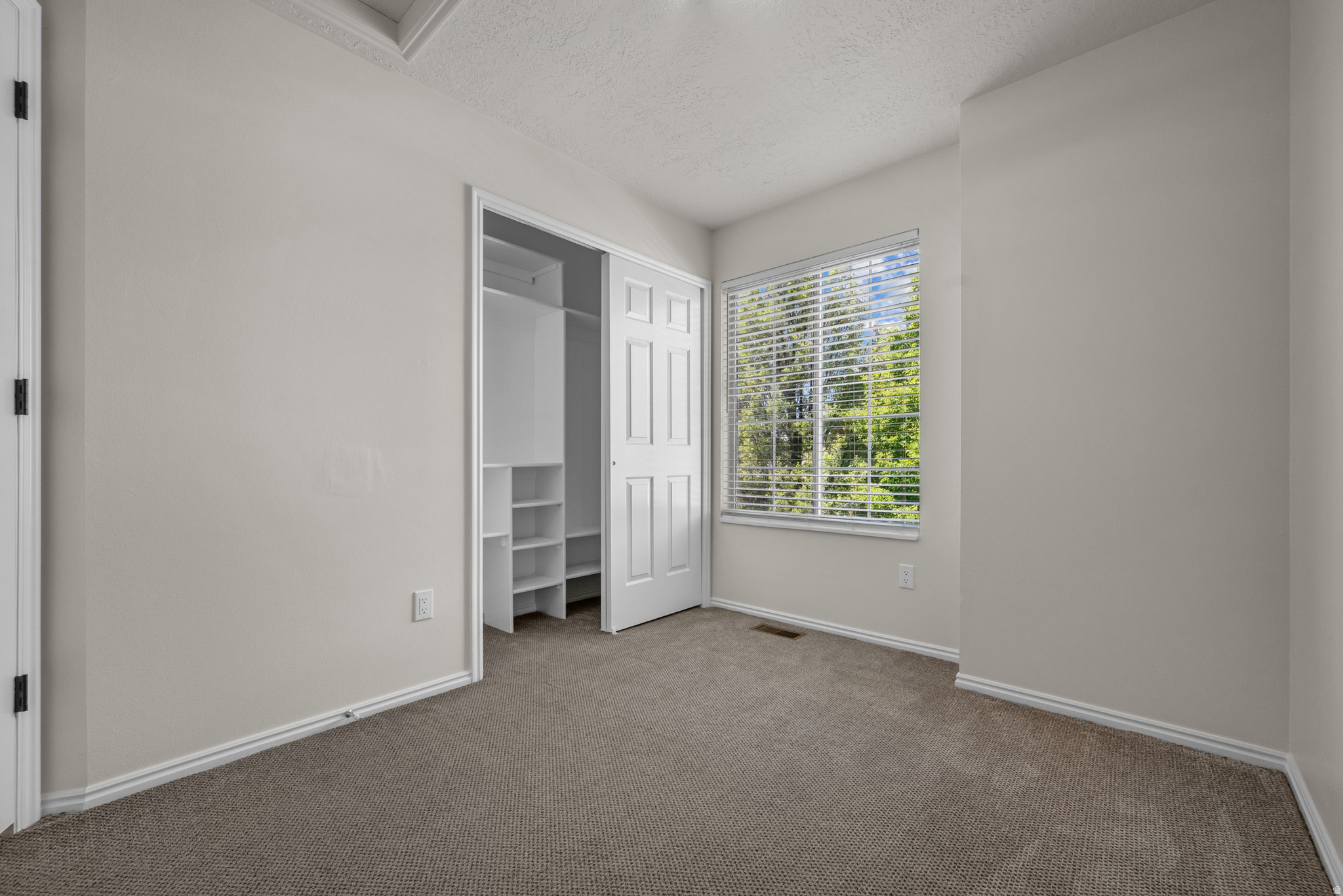 KIMBERLY ESTATES - Residential