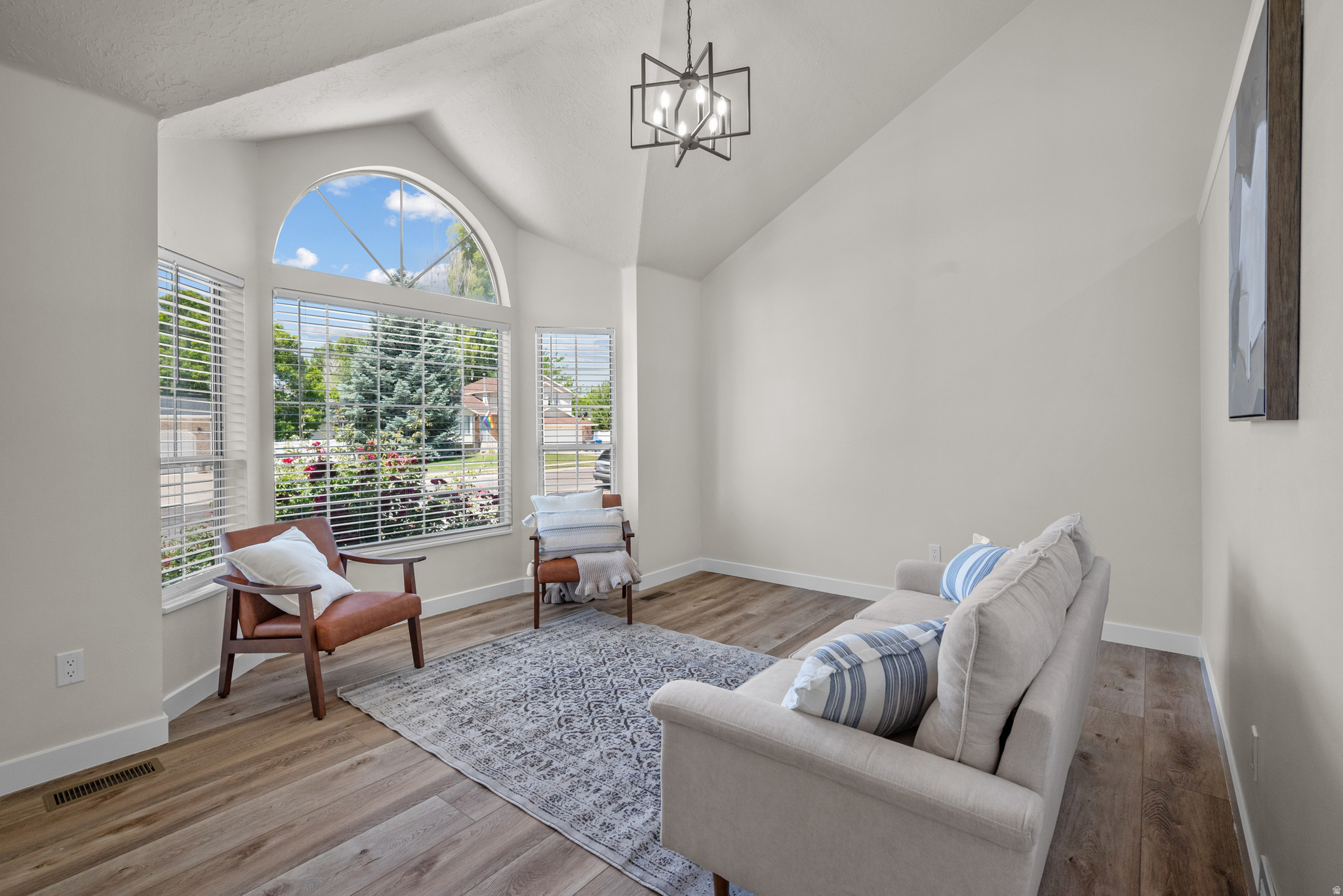 KIMBERLY ESTATES - Residential