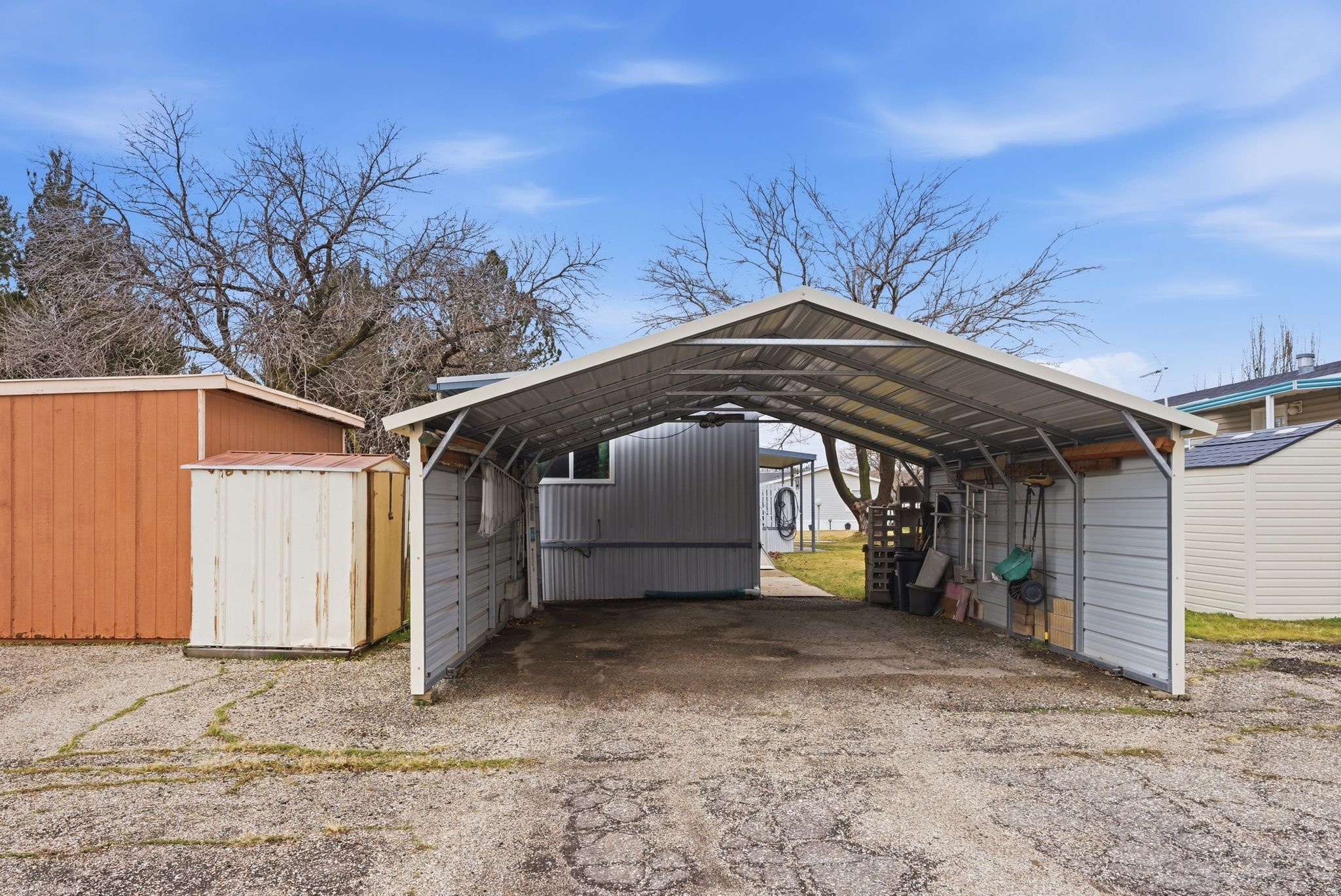 WINCHESTER - Residential