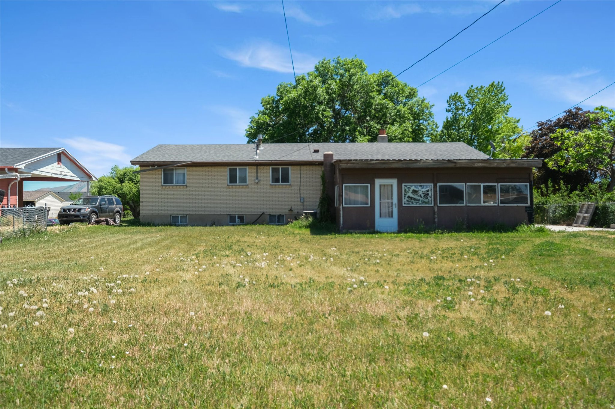 SANDALLWOOD ACRES - Residential
